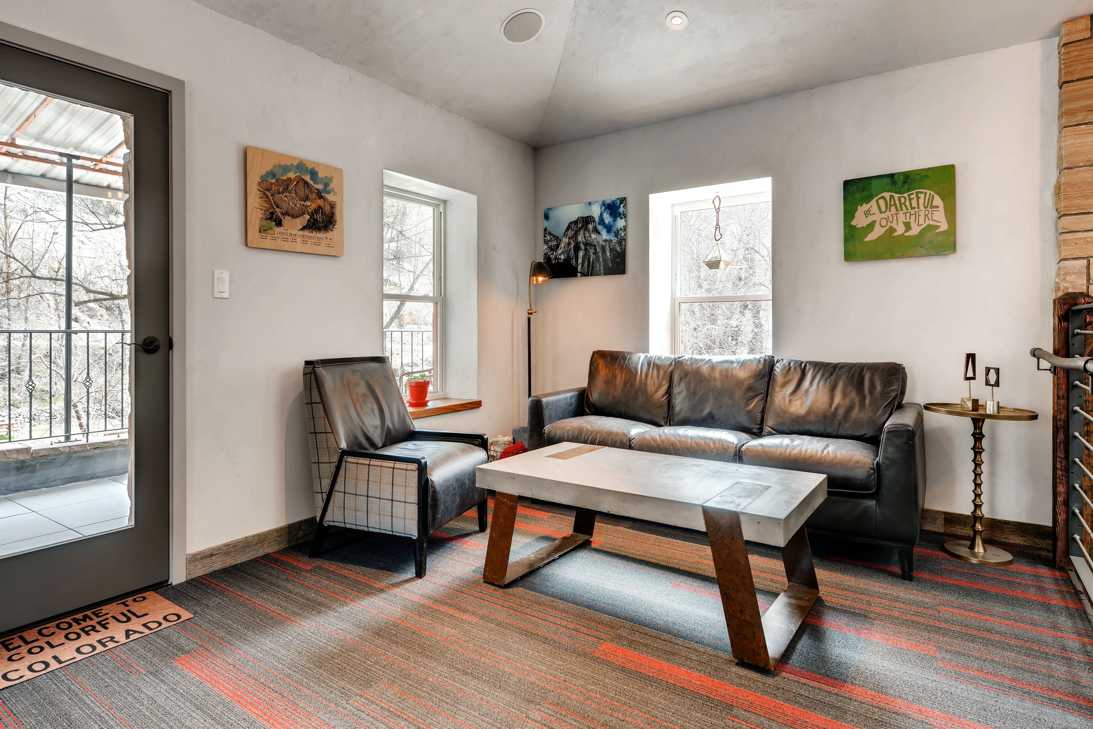 Boulder Adventure Lodge