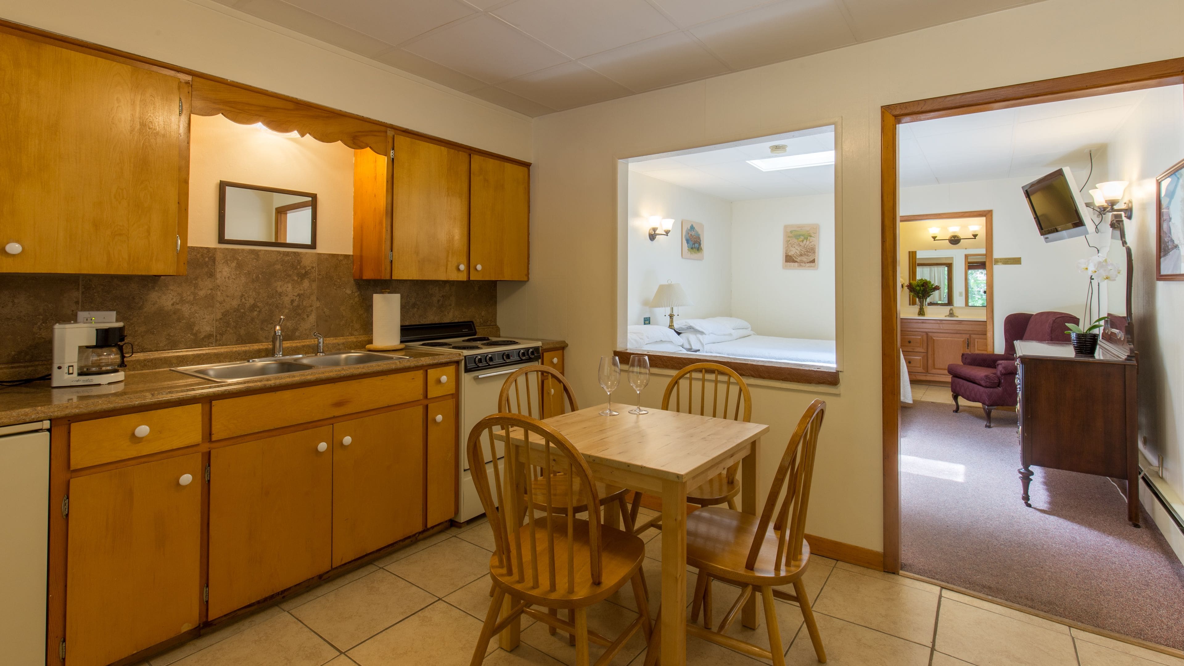 Boulder Adventure Lodge