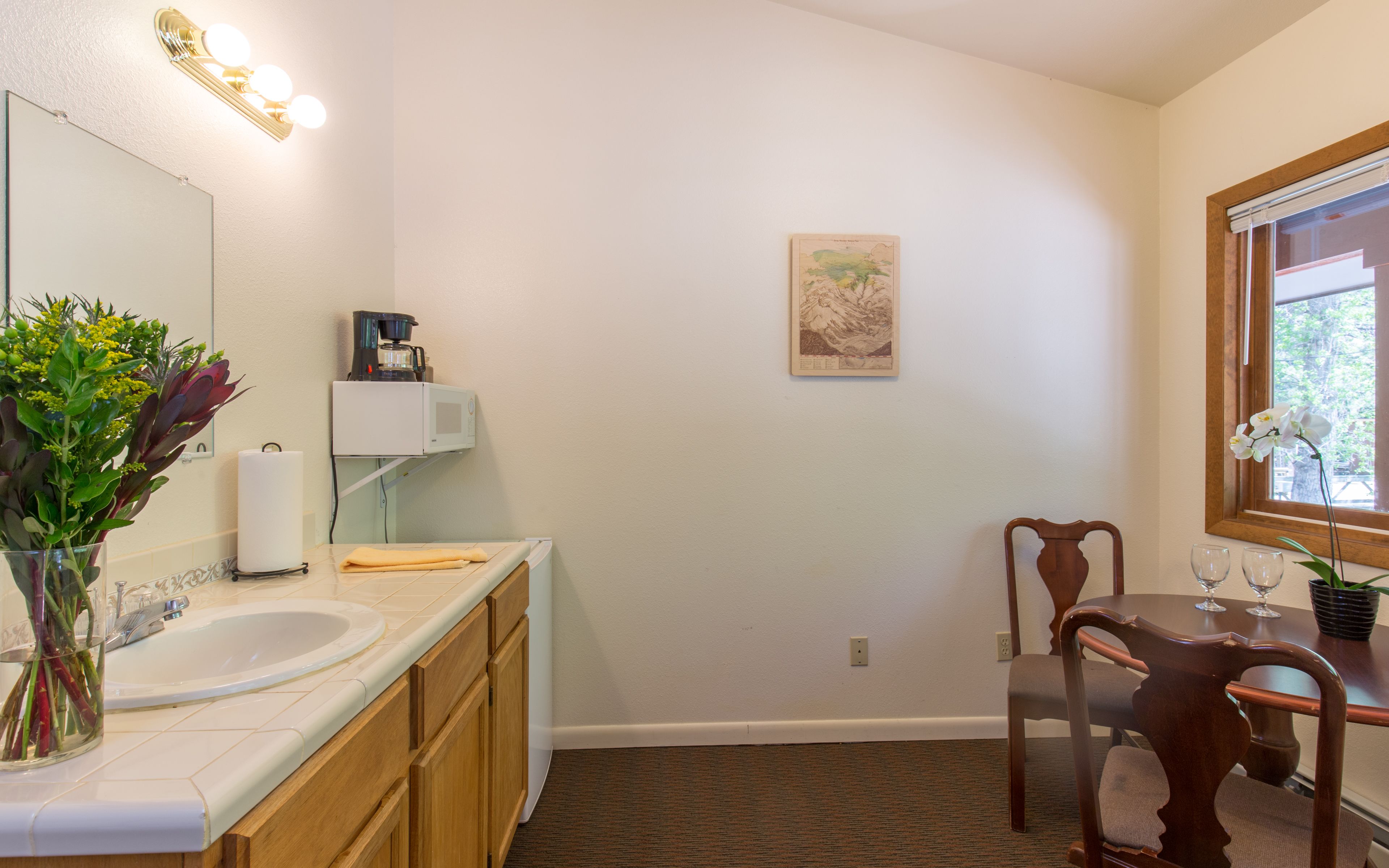 Boulder Adventure Lodge