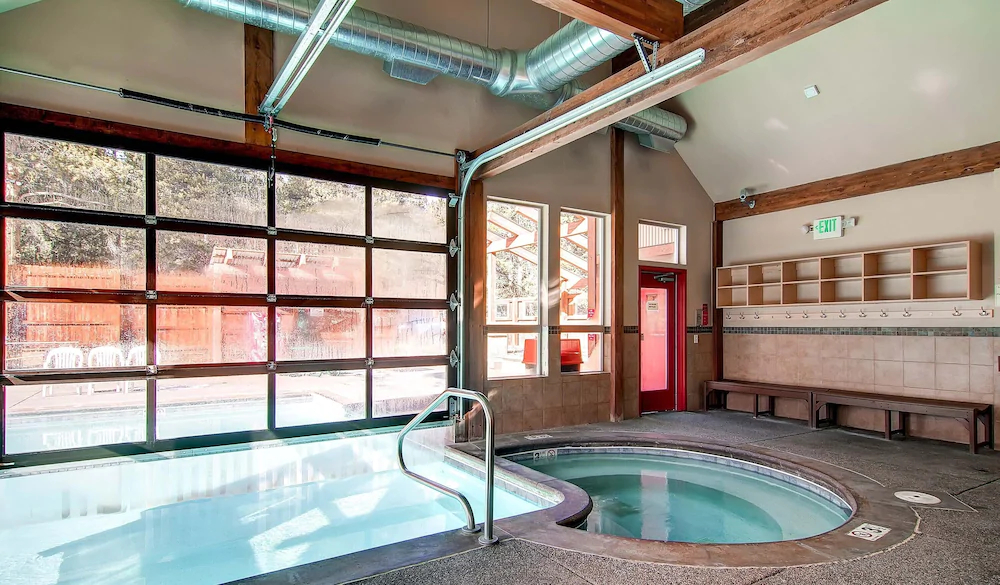 Antlers Lodge by Ski Country Resorts