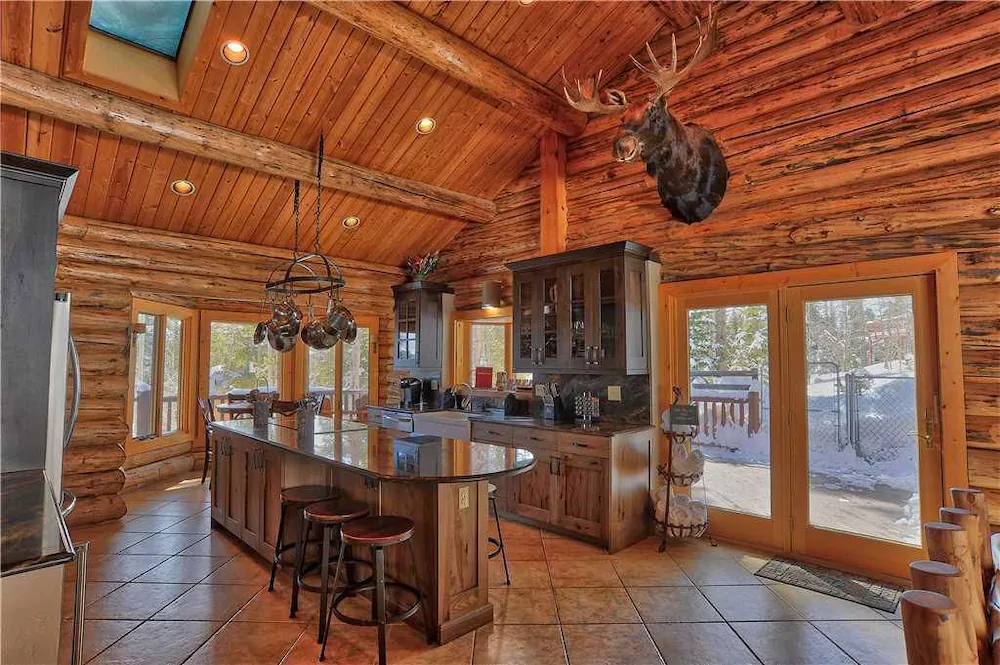 Black Bear Lodge