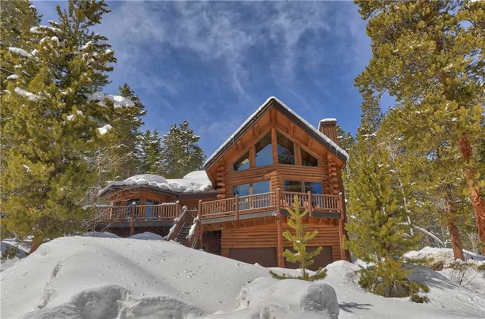 Black Bear Lodge