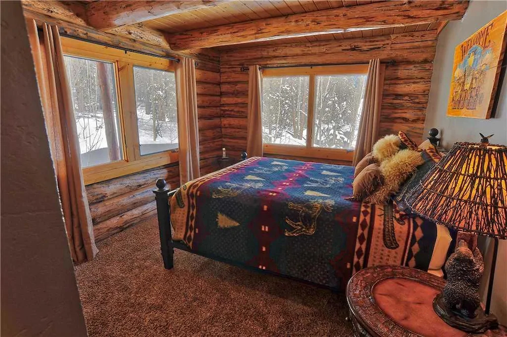 Black Bear Lodge