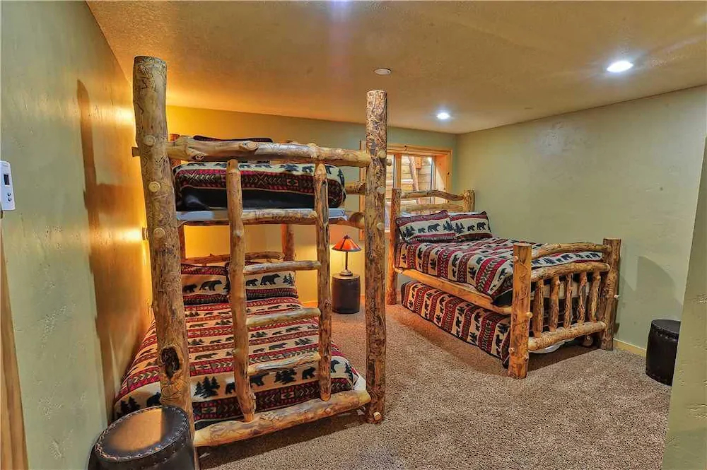 Black Bear Lodge