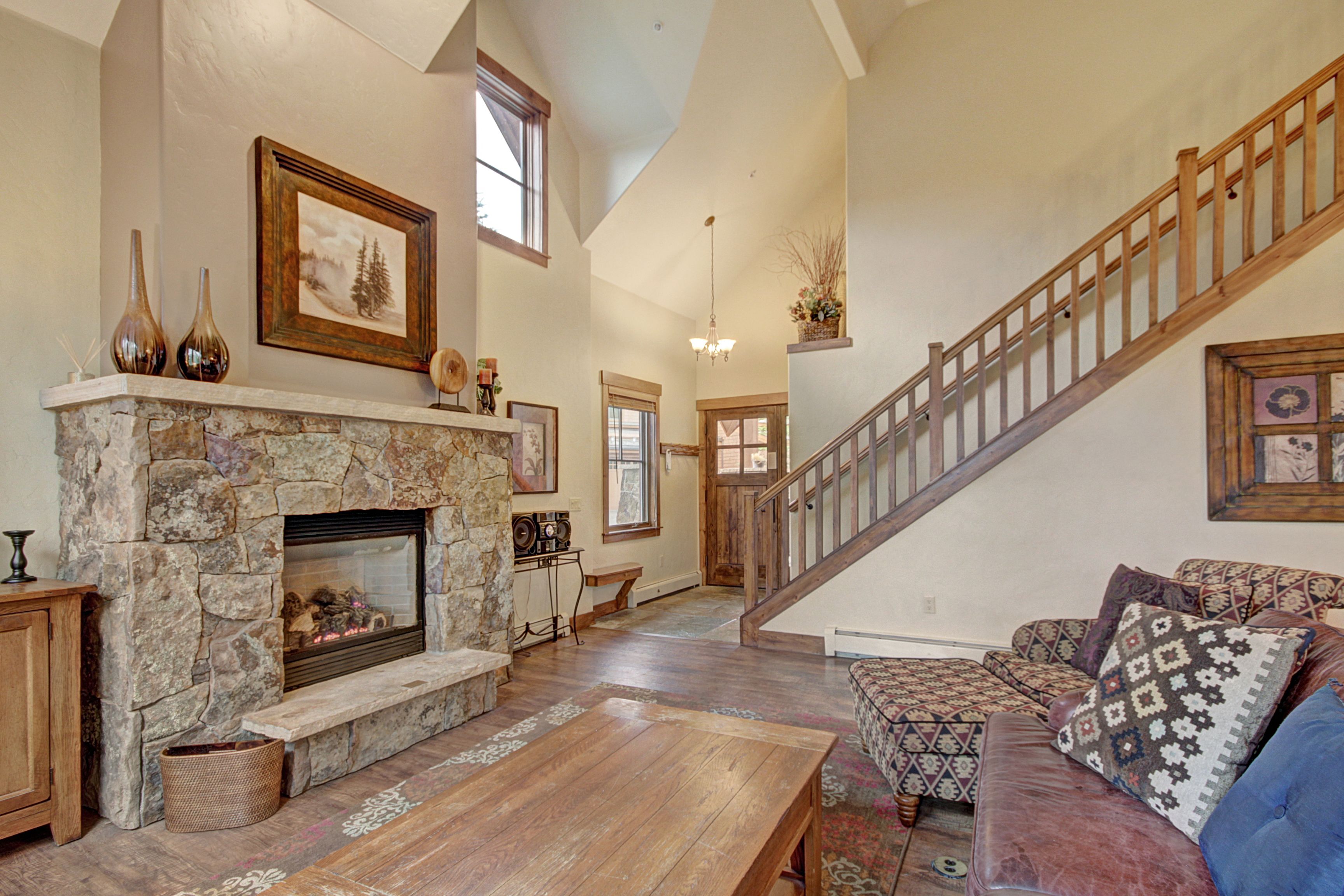 Mountain Thunder Lodge