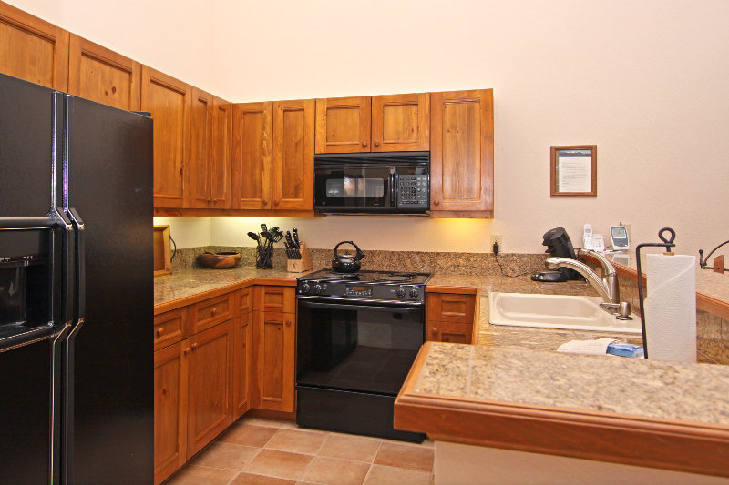 One Breckenridge Place