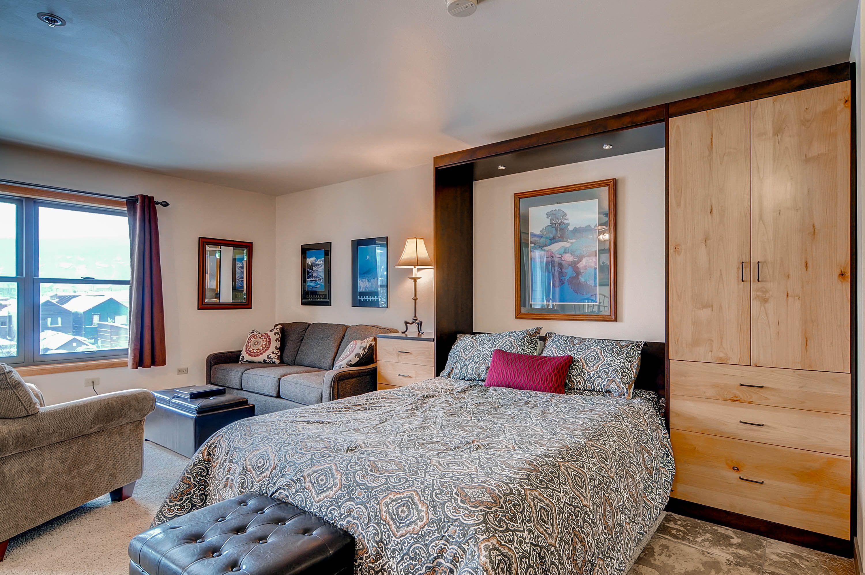 River Mountain Lodge