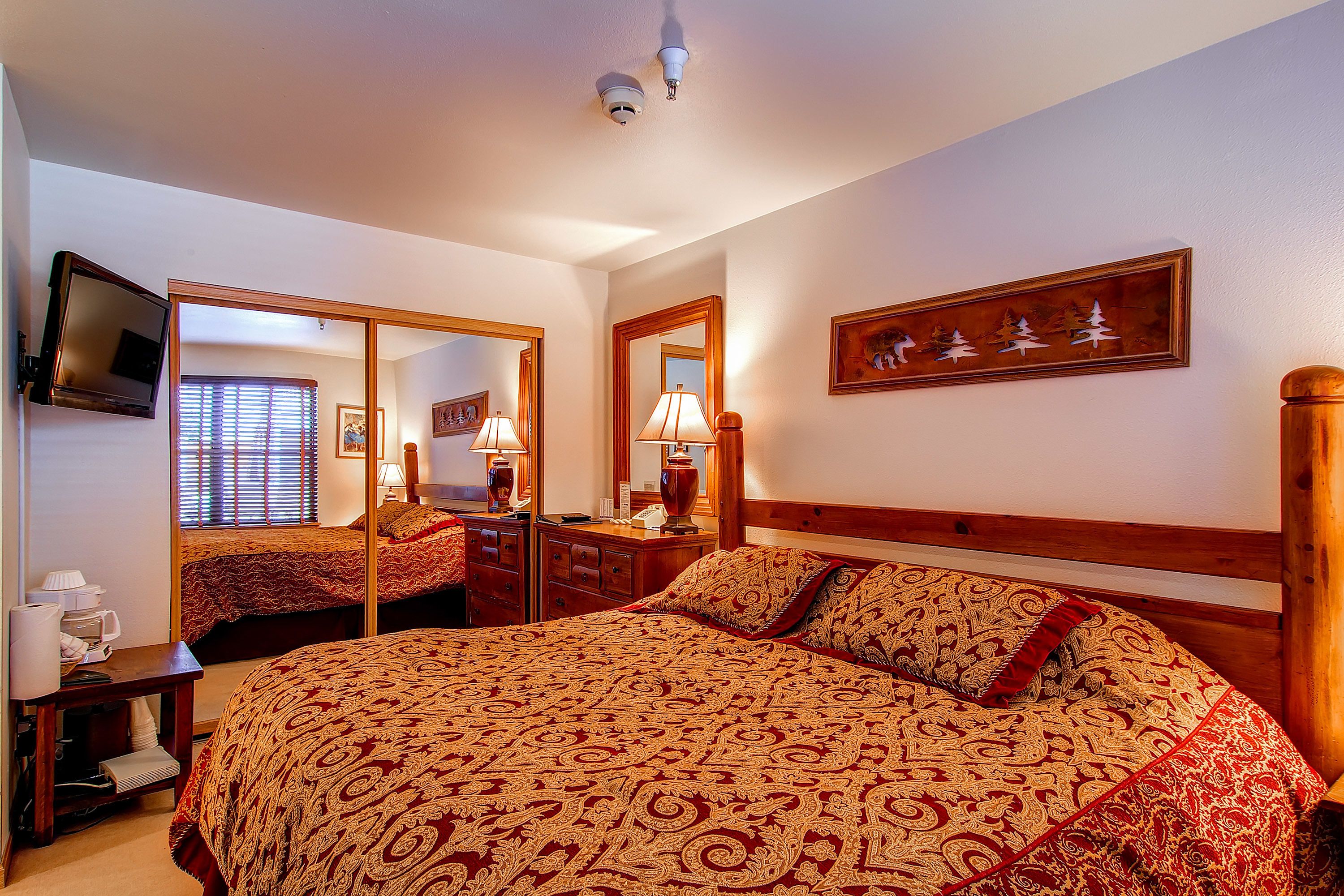 River Mountain Lodge
