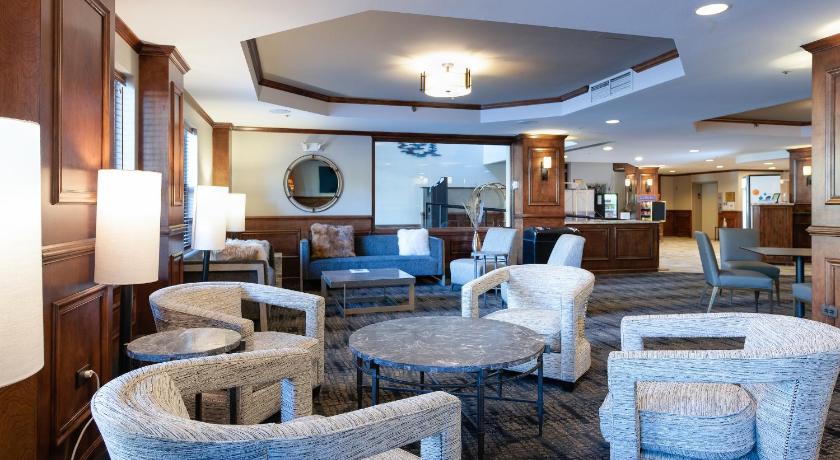 River Mountain Lodge
