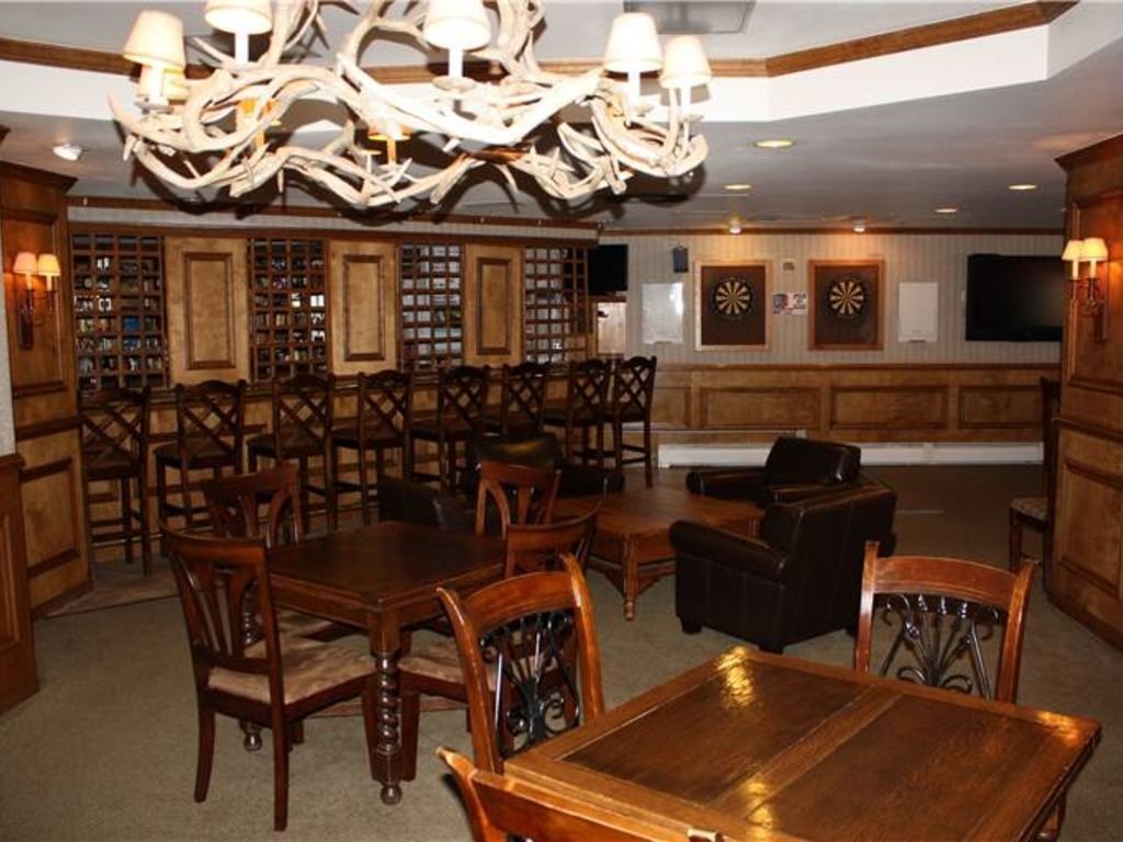 River Mountain Lodge
