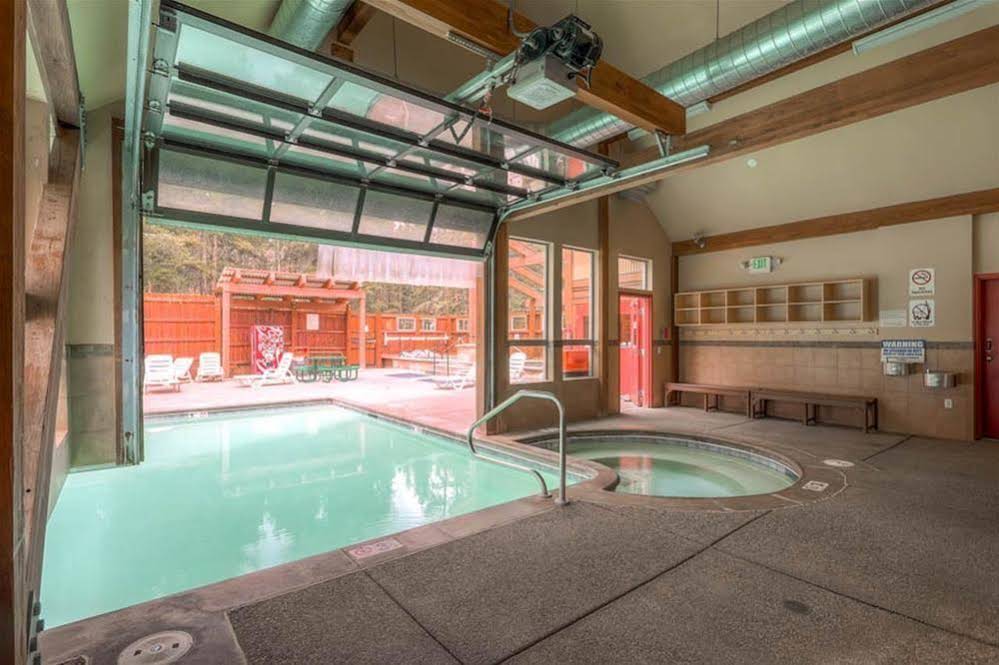 The Cedars Townhomes by Pinnacle Lodging
