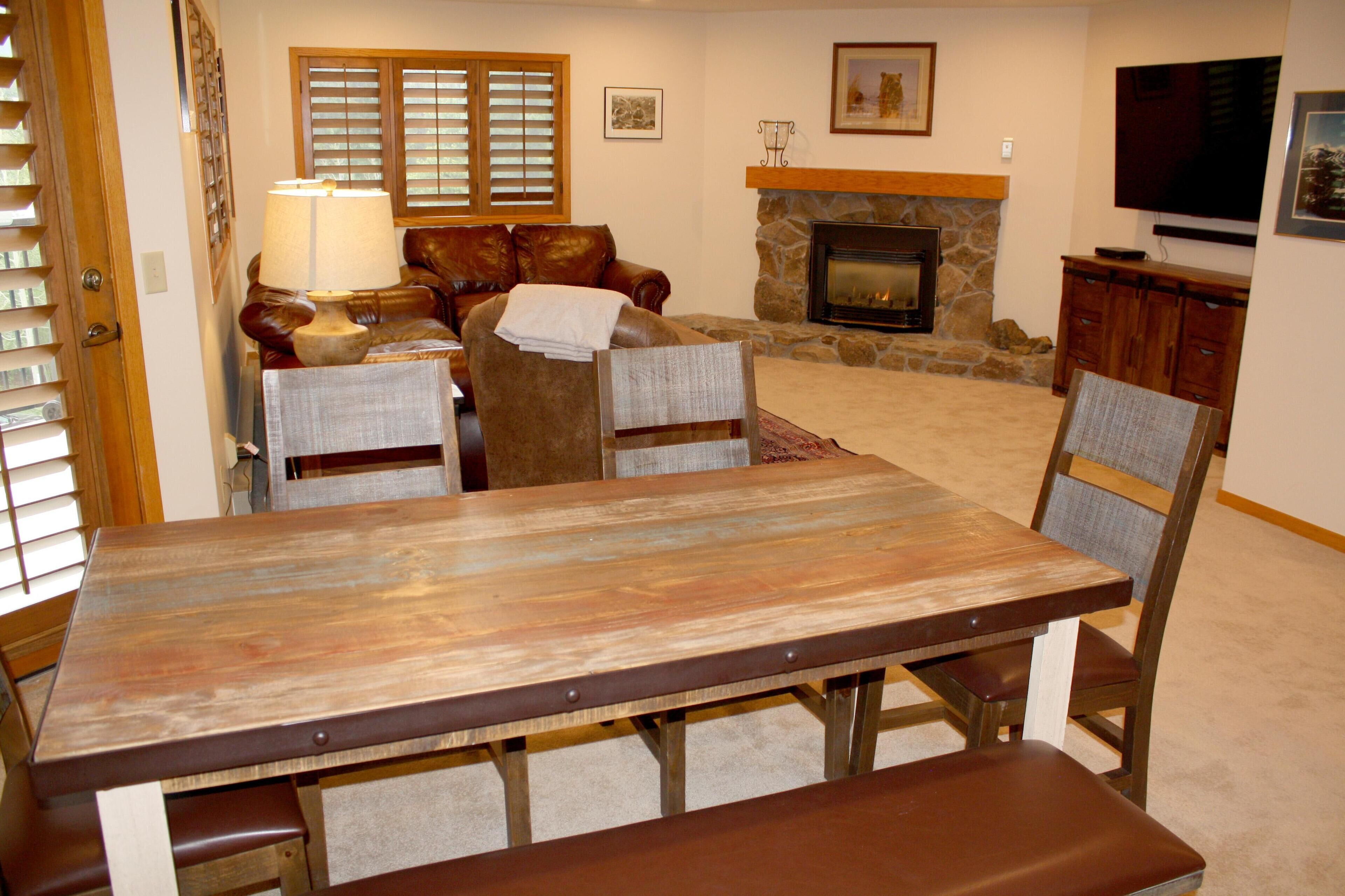 Woods Manor Condominiums by Peak Property Management