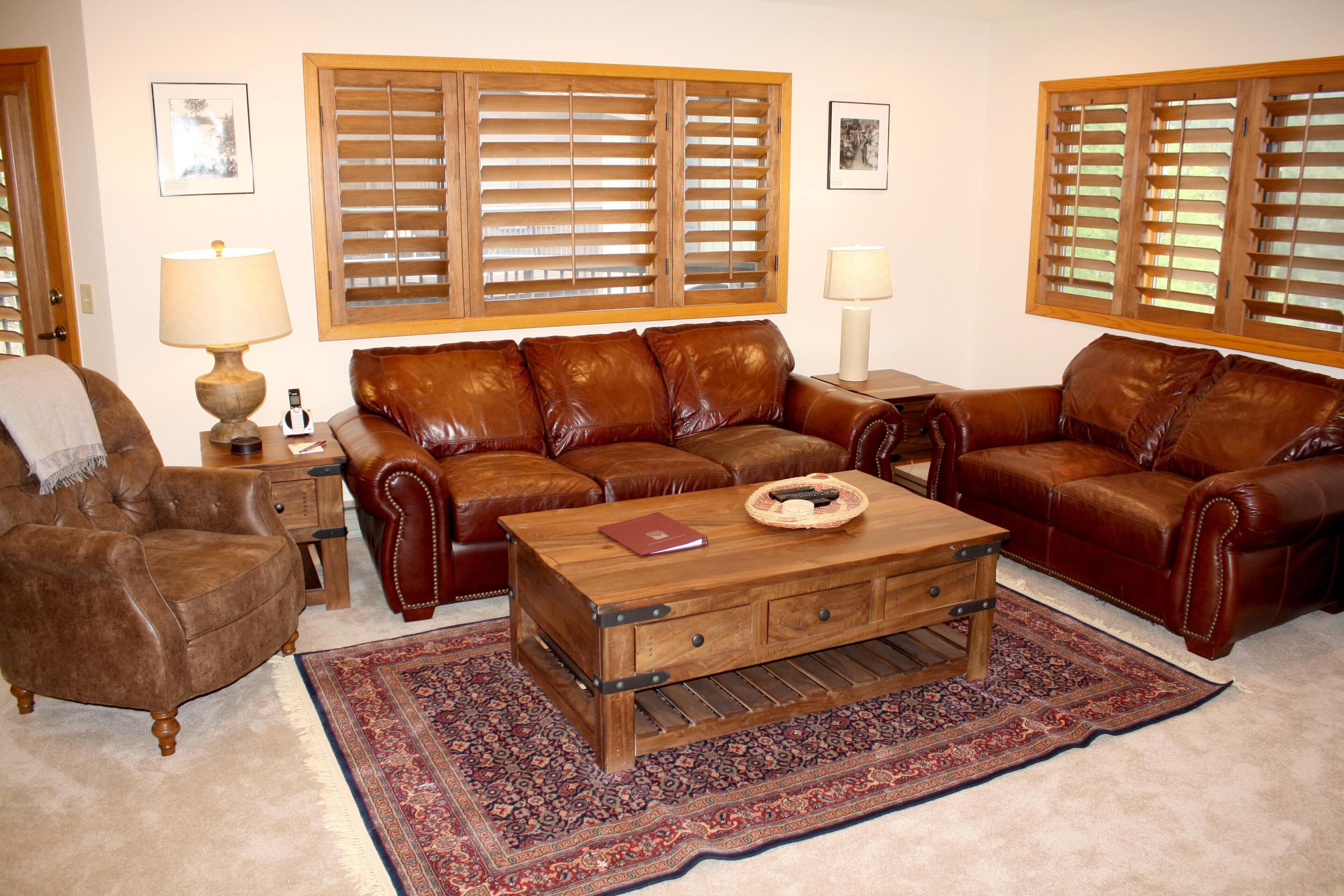 Woods Manor Condominiums by Peak Property Management