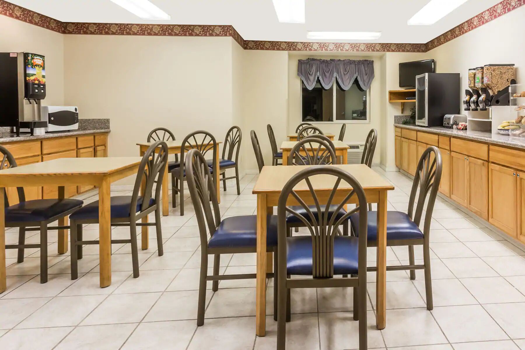 Boarders Inn & Suites by Cobblestone Hotels - Brush