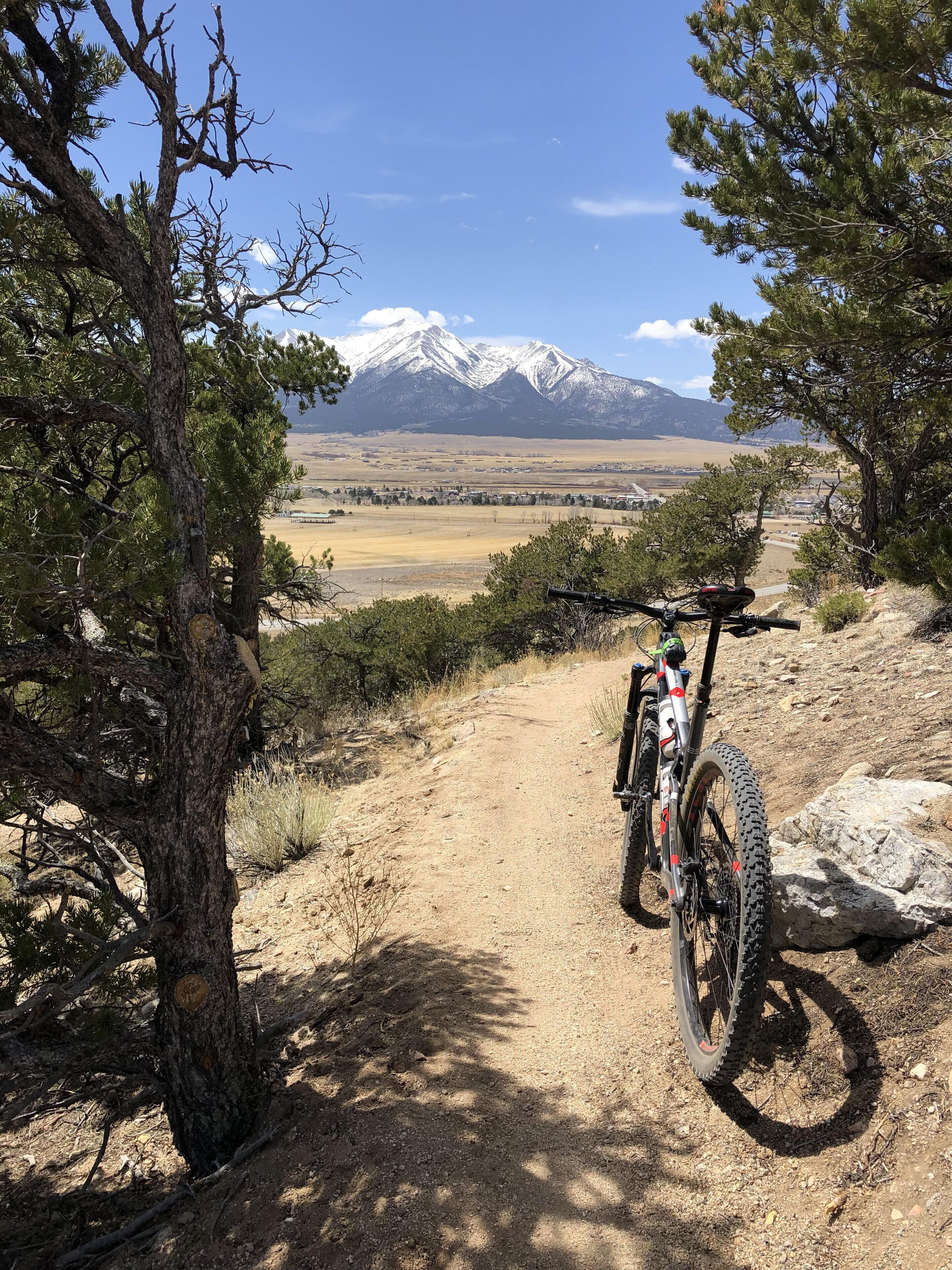 BV Overlook Camp & Lodging