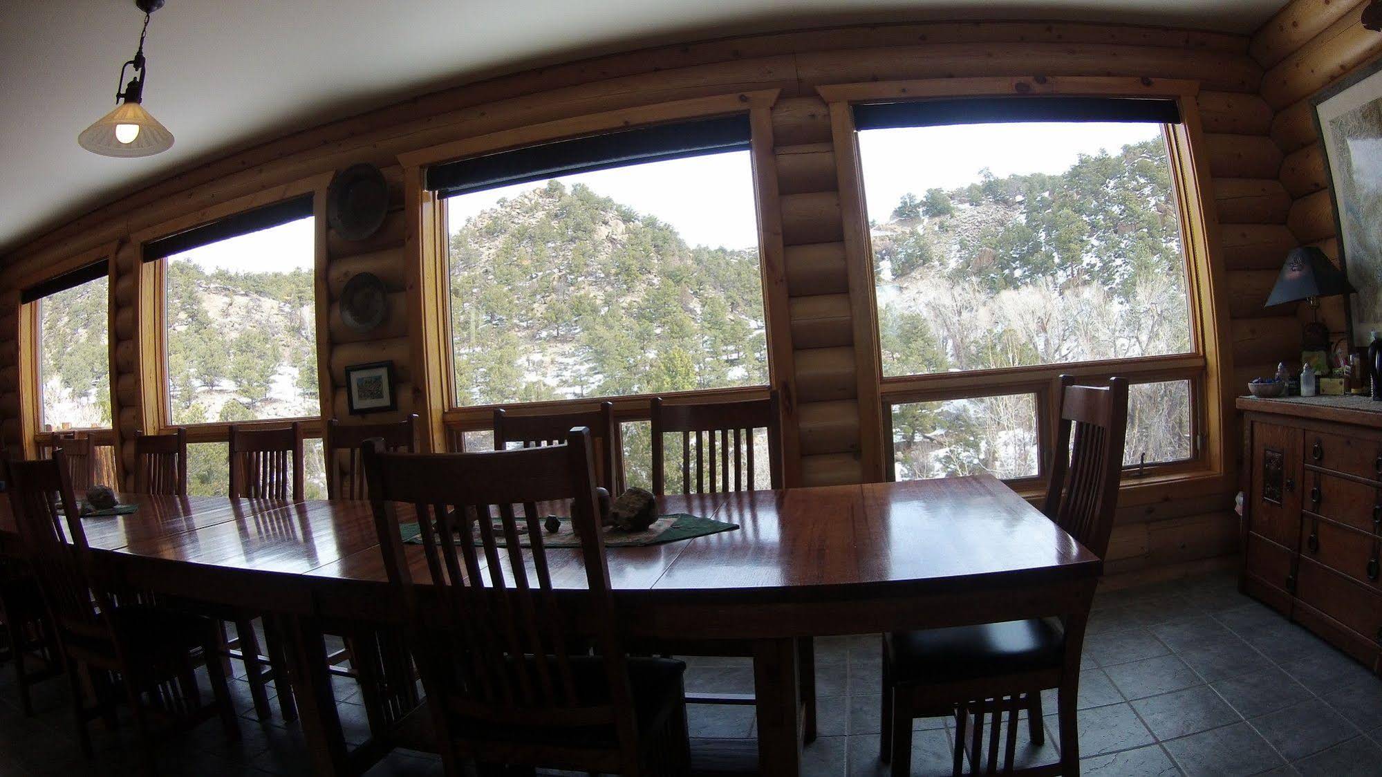 Liars Lodge Bed & Breakfast