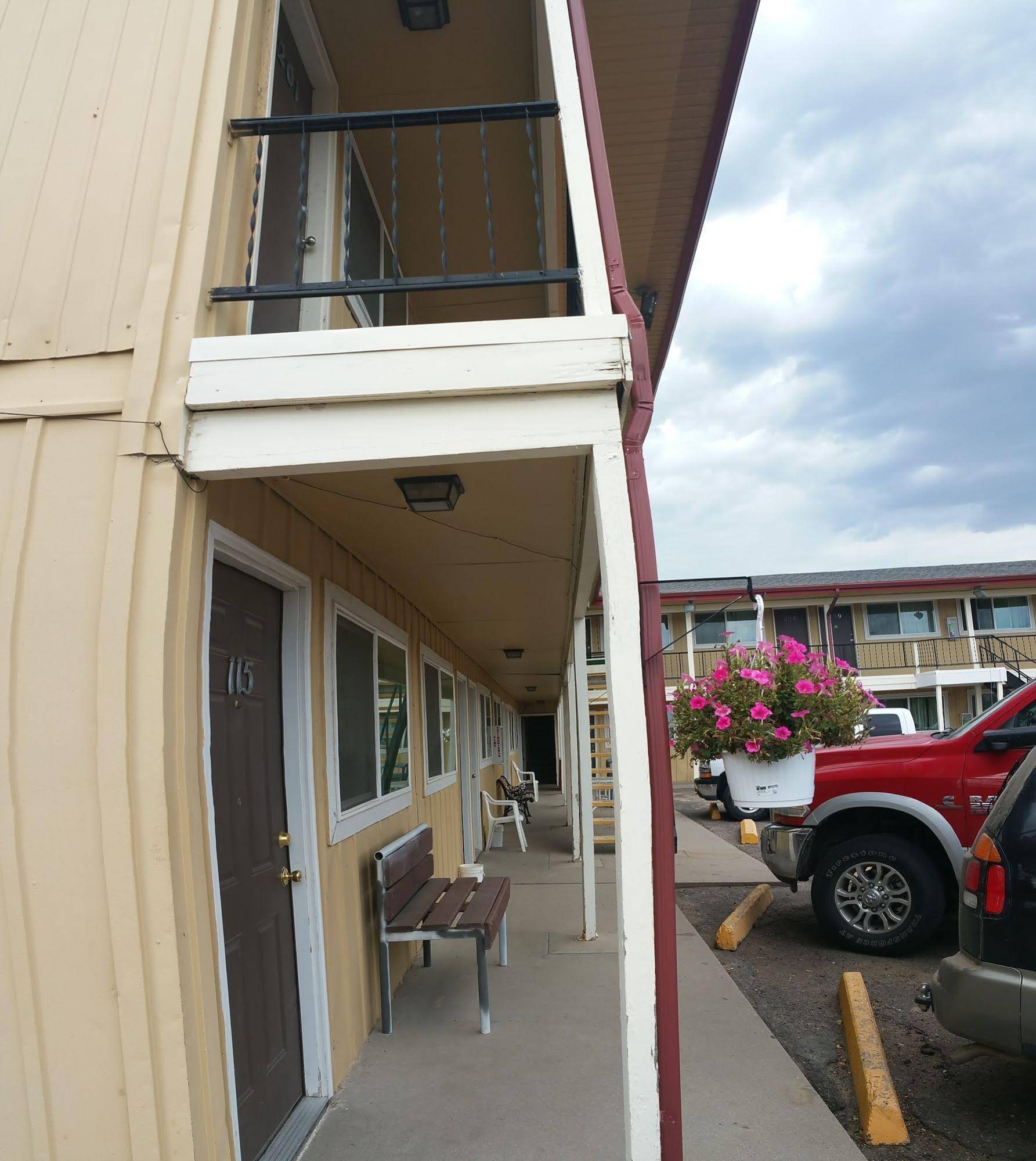 Western Motor Inn