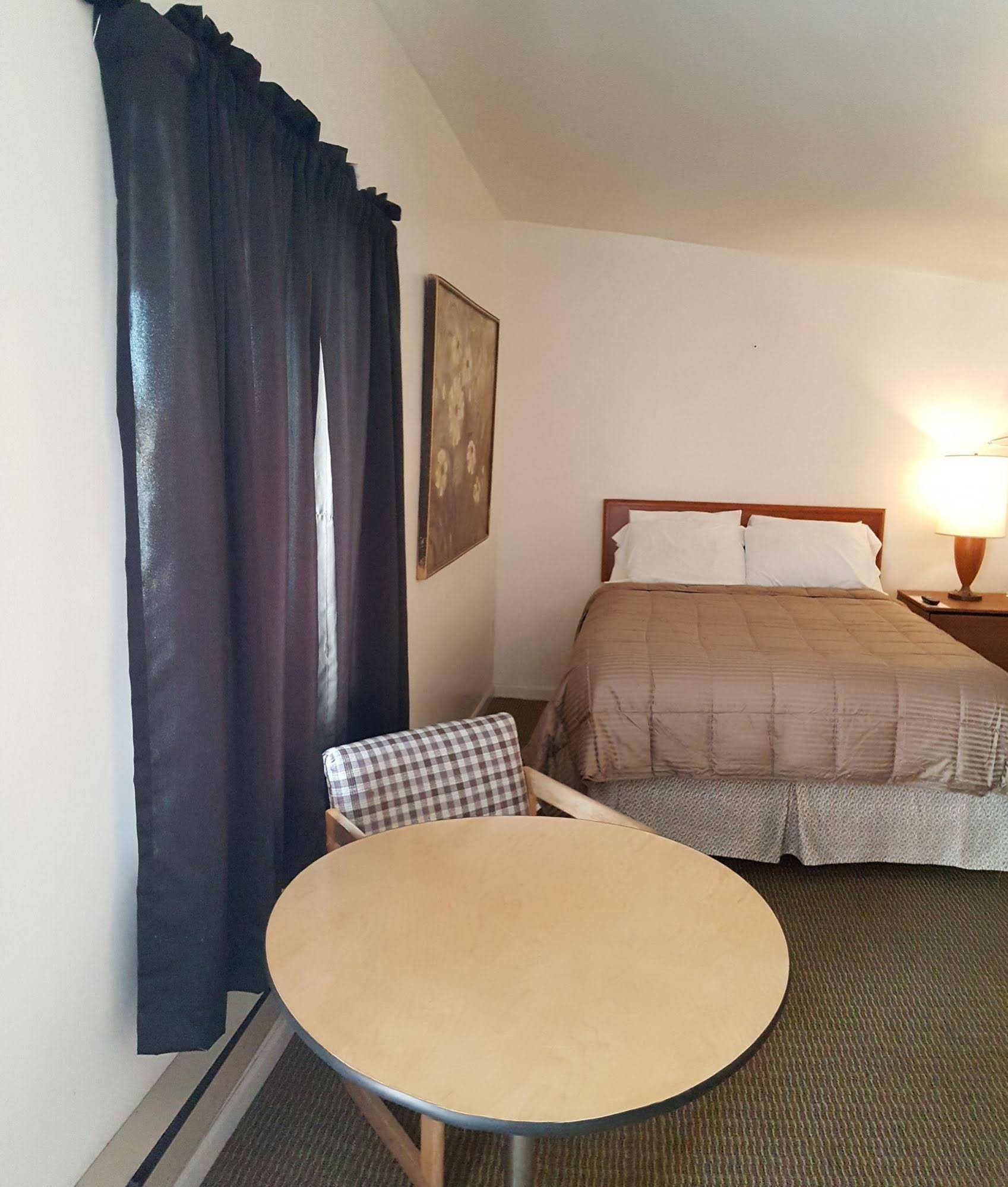 Western Motor Inn