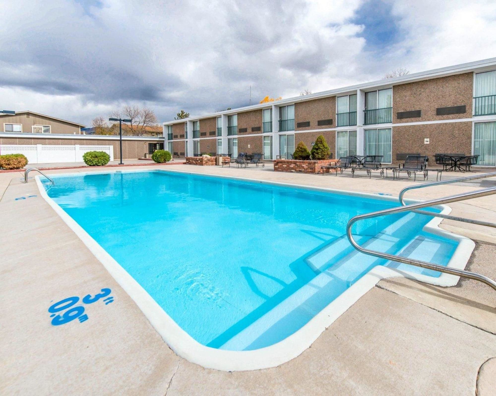Quality Inn & Suites