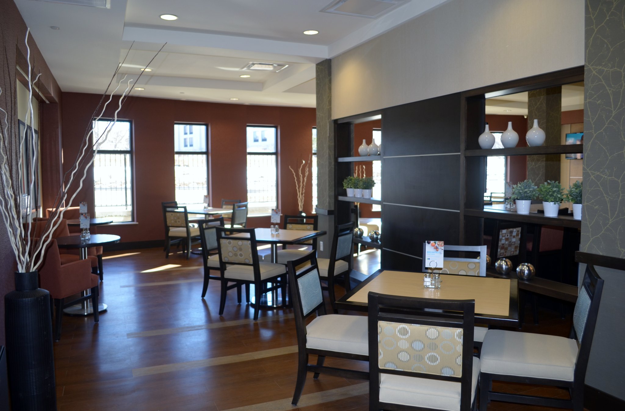 Holiday Inn Express & Suites Denver South Castle Rock