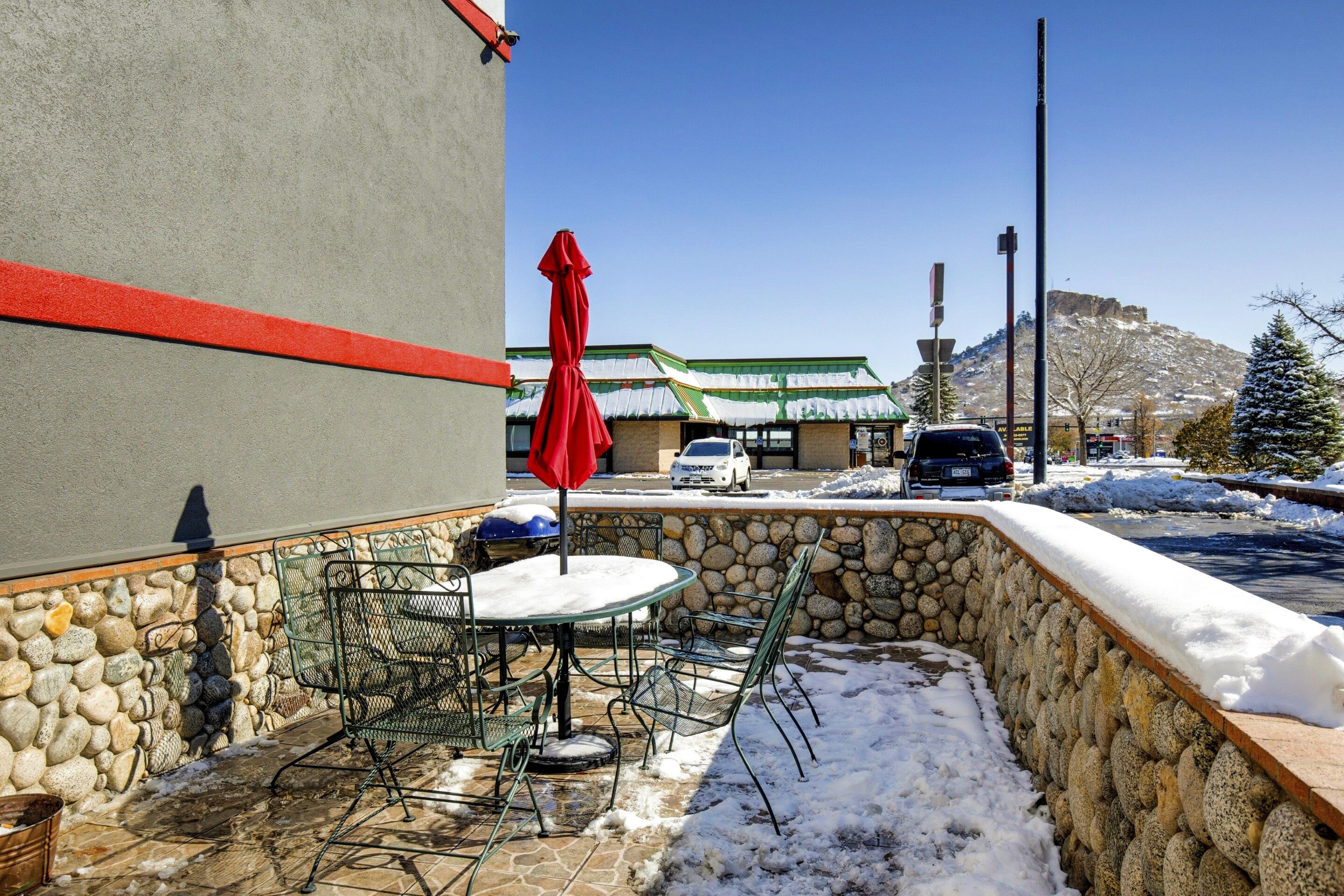 OYO Hotel Castle Rock CO Downtown