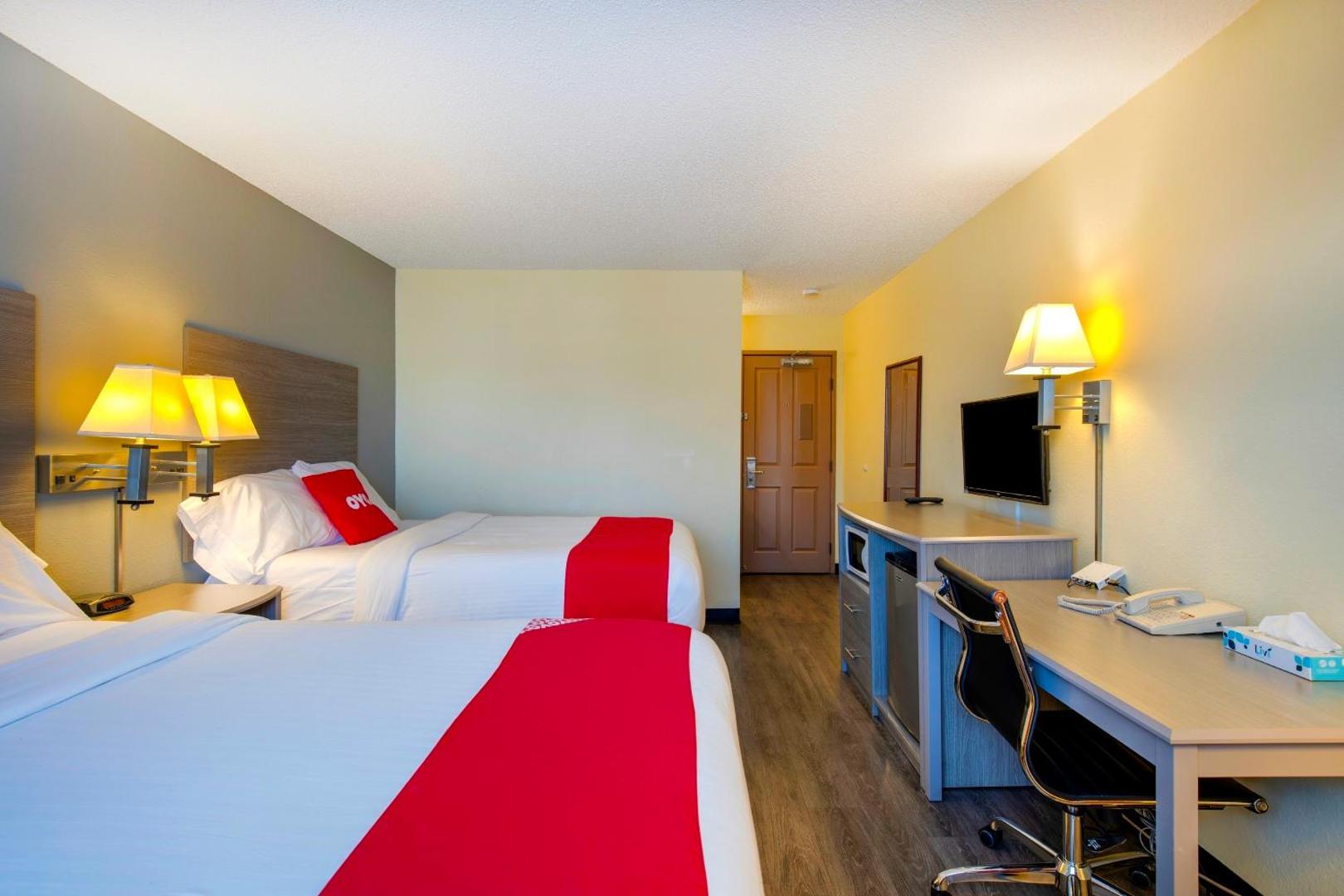 OYO Hotel Castle Rock CO Downtown