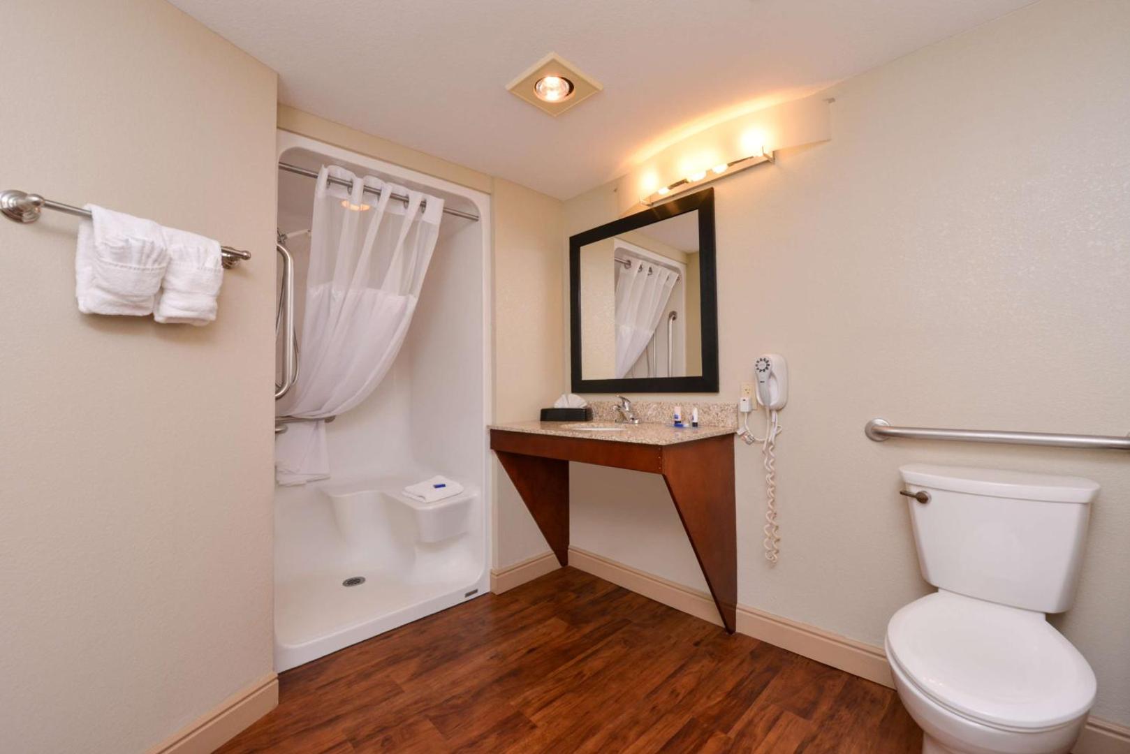 Best Western Executive Inn & Suites