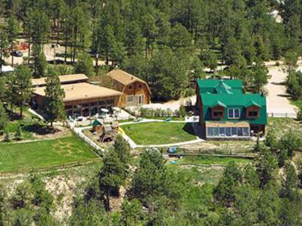Black Forest B&B Lodge & Cabins