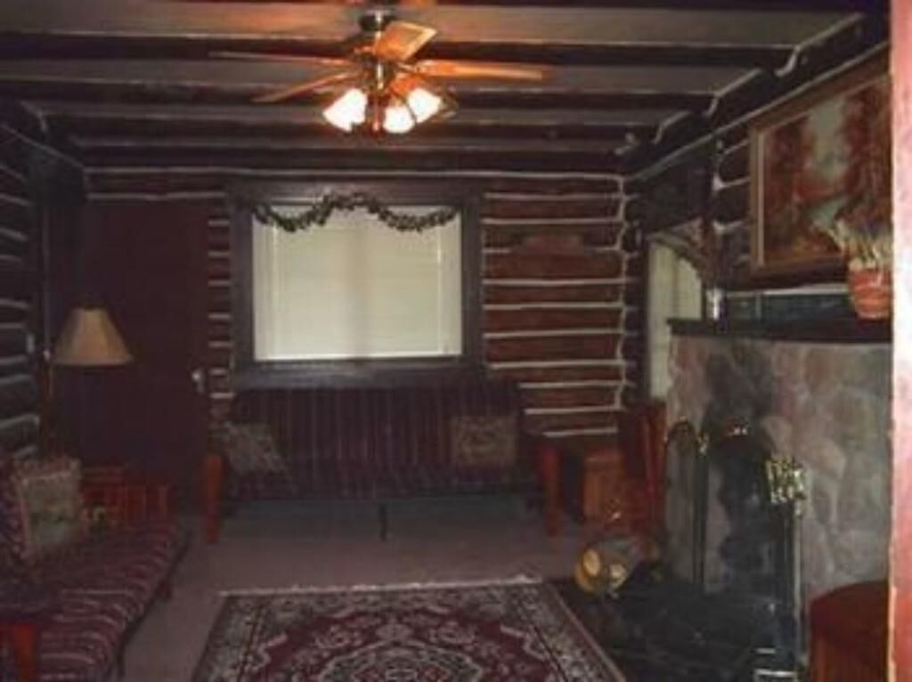 Black Forest B&B Lodge & Cabins