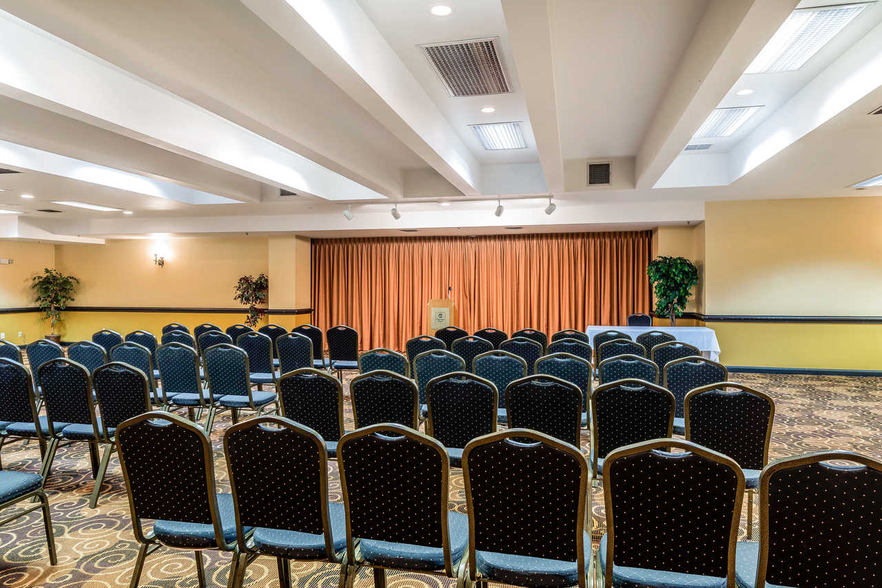Clarion Hotel & Conference Center