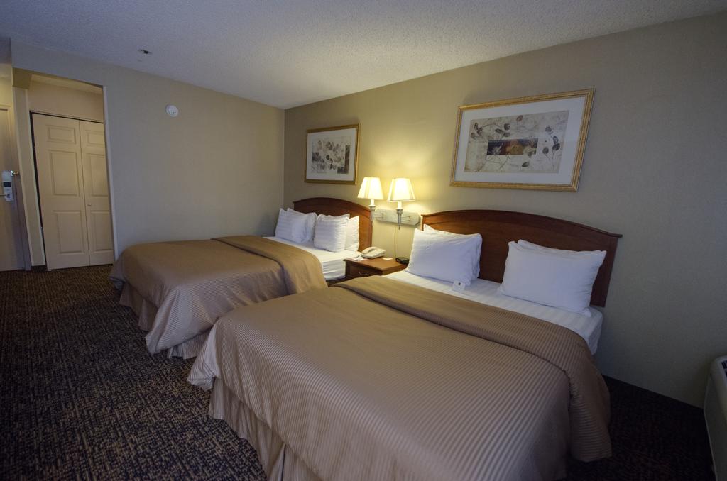 Clarion Hotel & Conference Center
