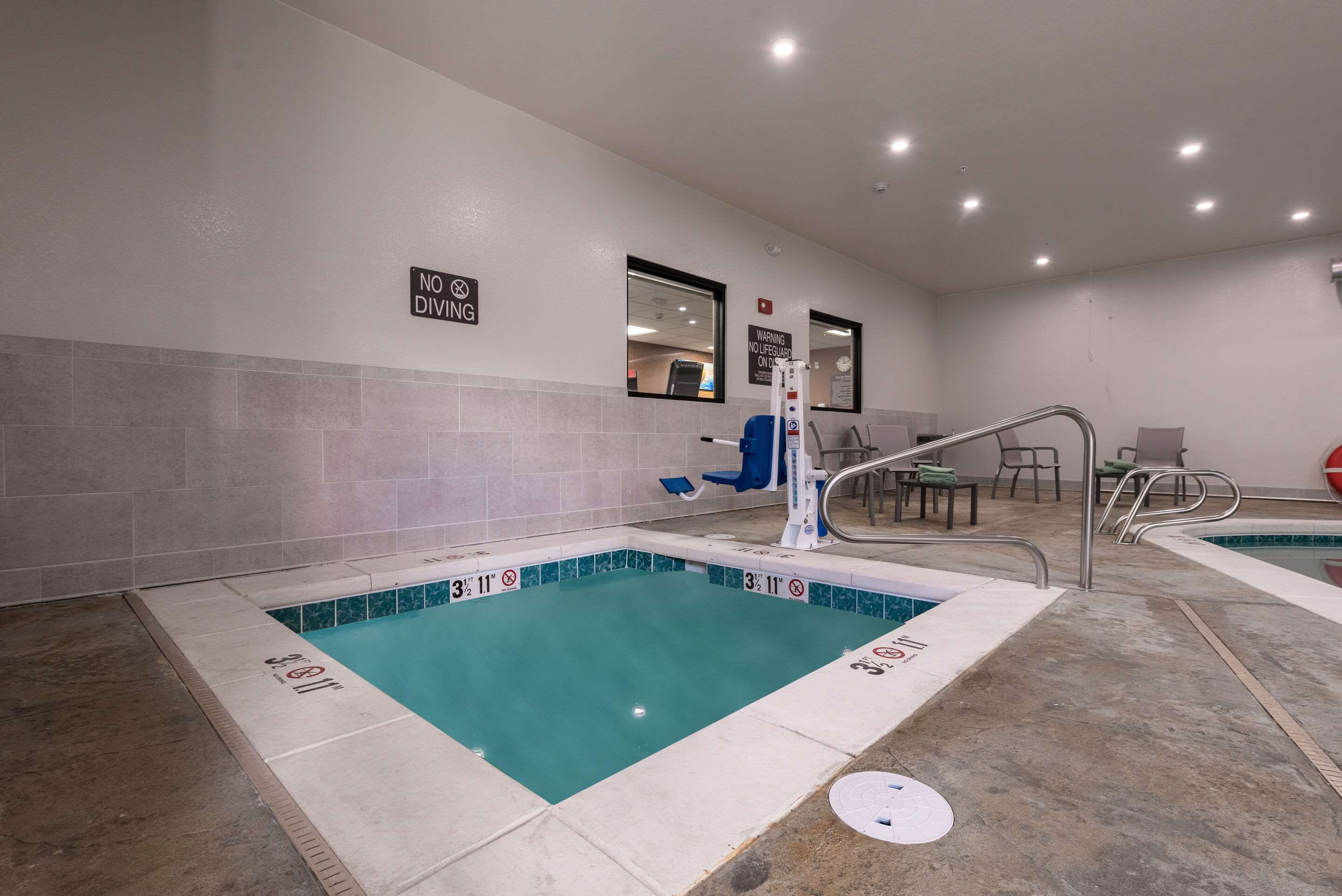 Comfort Suites Colorado Springs East - Medical Center Area