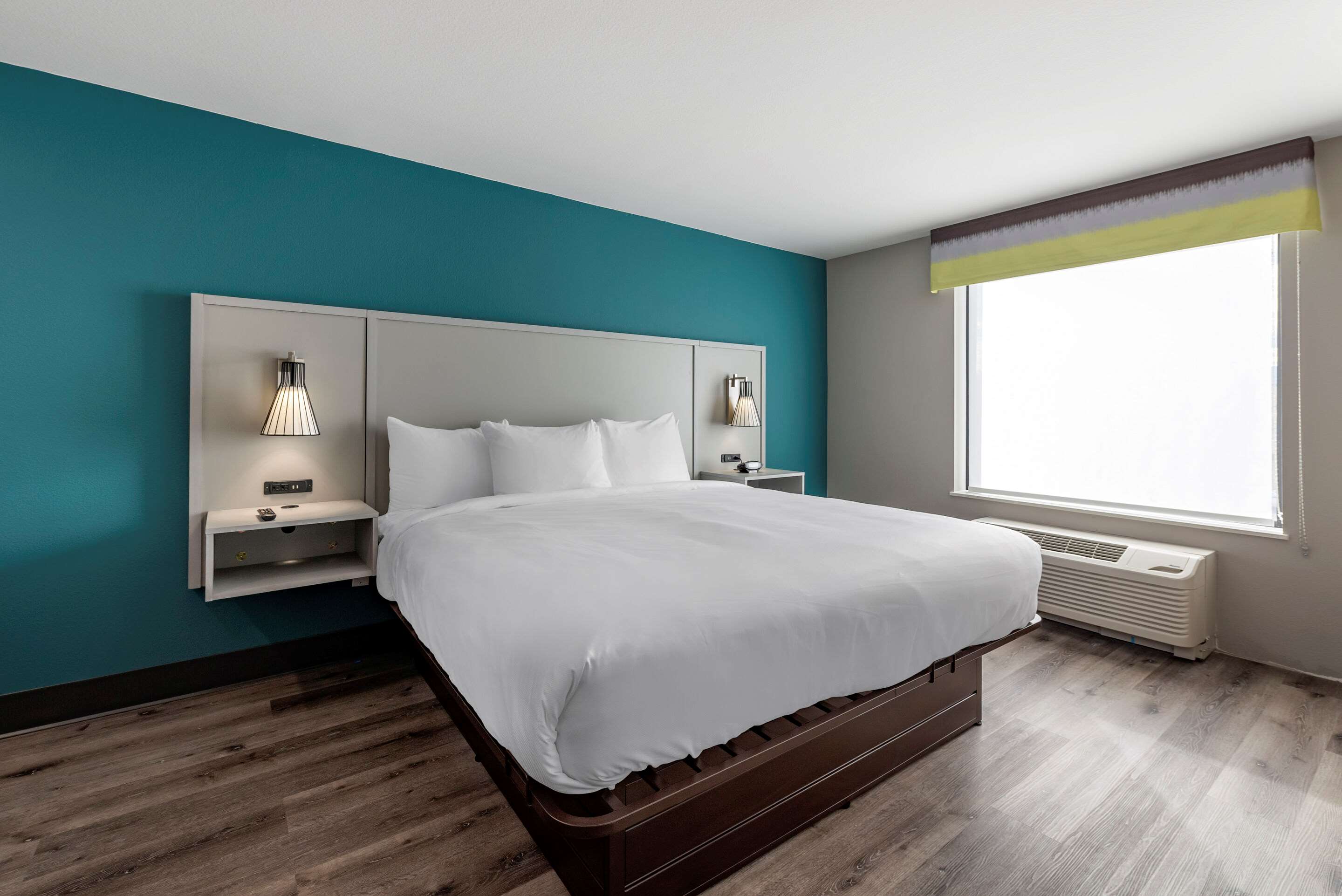 Comfort Suites Colorado Springs East - Medical Center Area