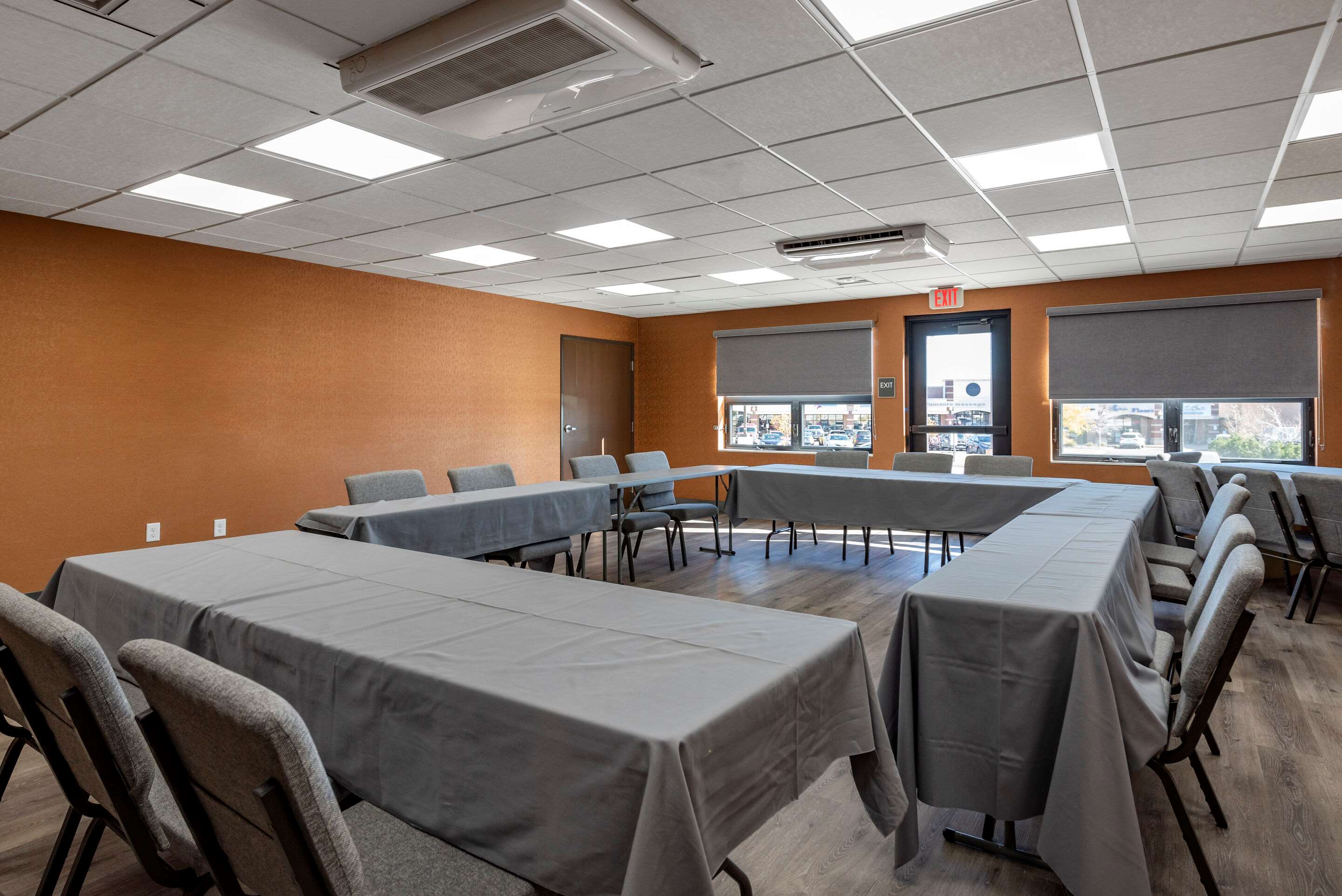 Comfort Suites Colorado Springs East - Medical Center Area