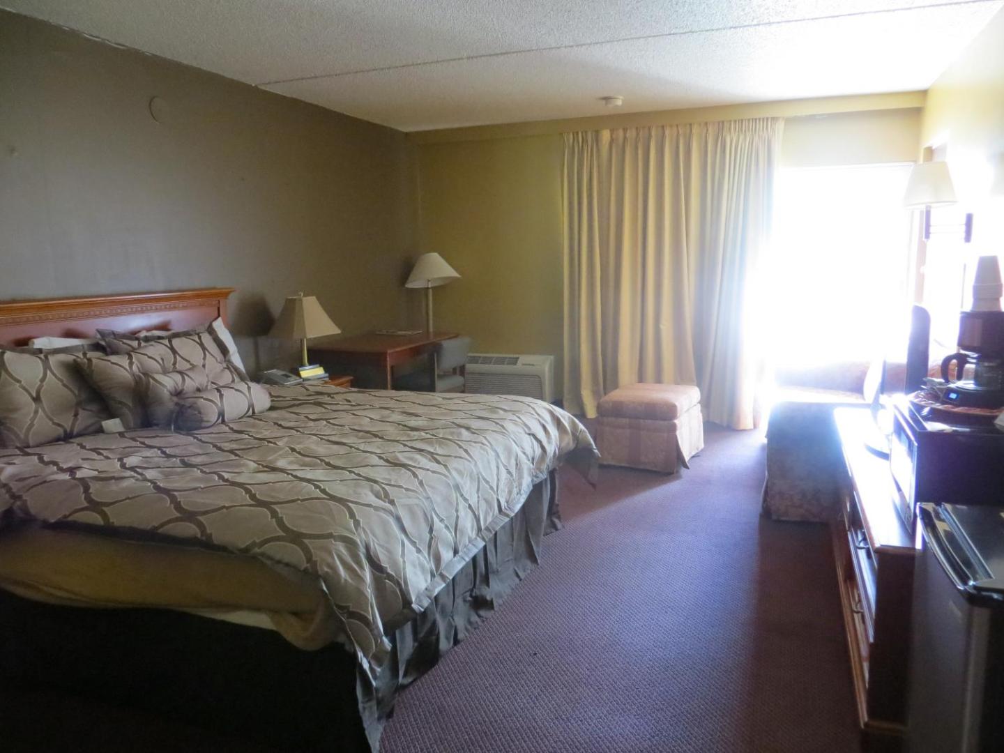 Days Inn by Wyndham Colorado Springs/Garden of the Gods