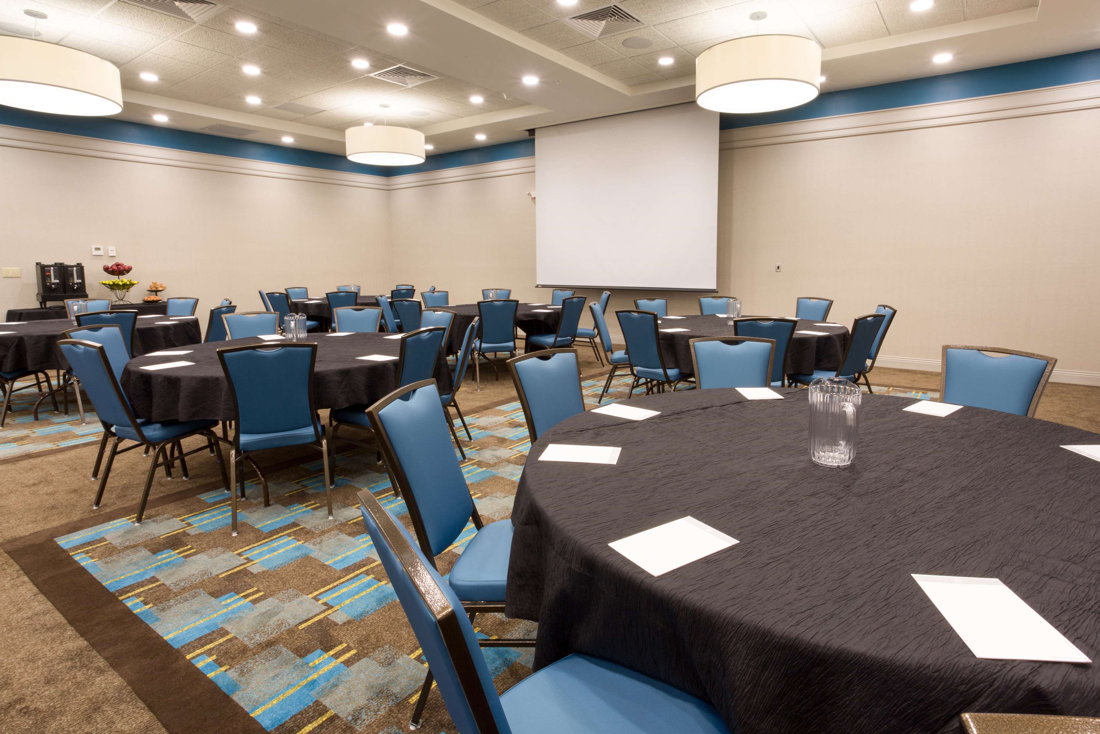 Drury Inn & Suites Colorado Springs