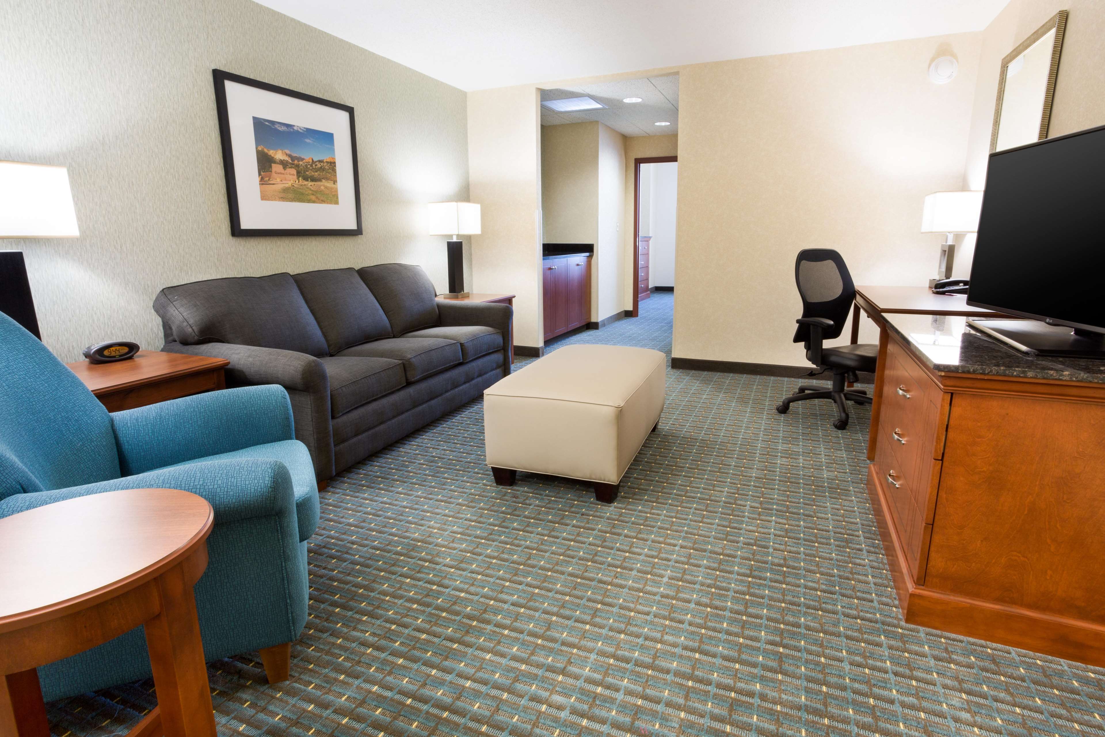 Drury Inn & Suites Colorado Springs
