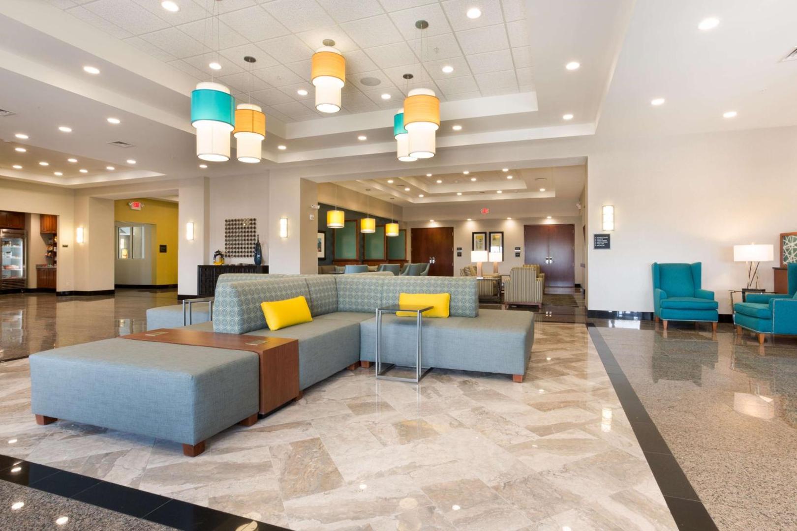 Drury Inn & Suites Colorado Springs