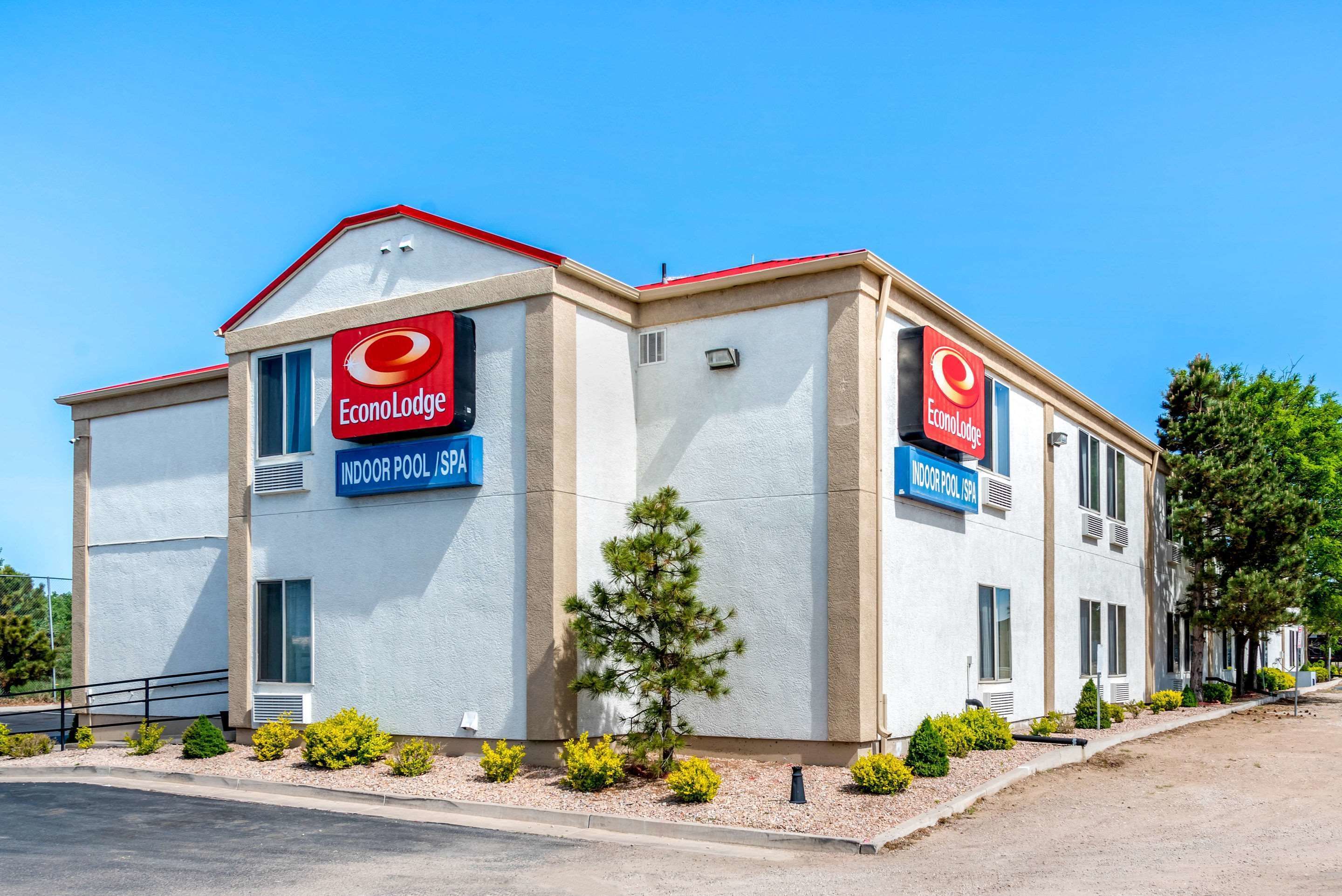 Econo Lodge Airport