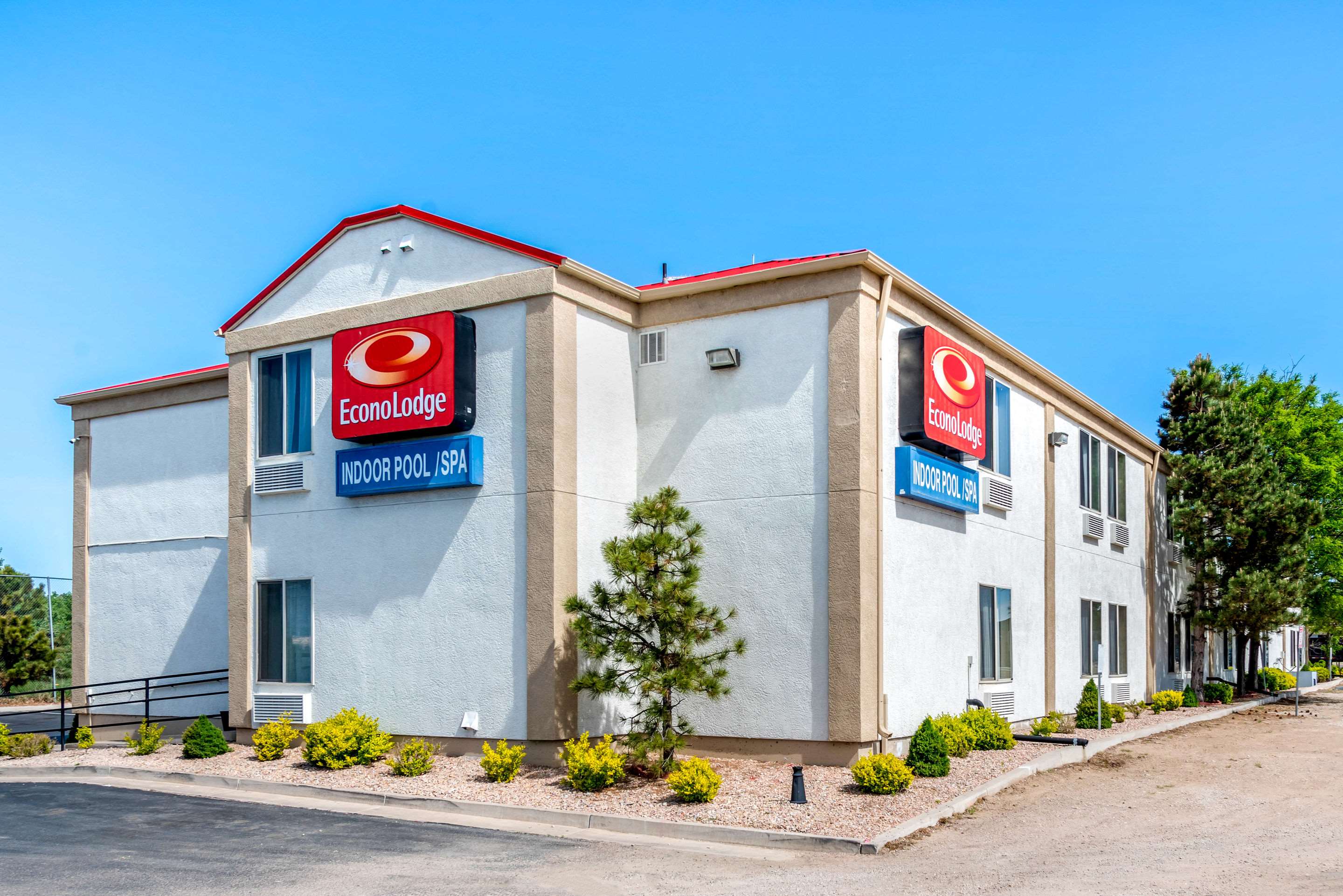 Econo Lodge Airport