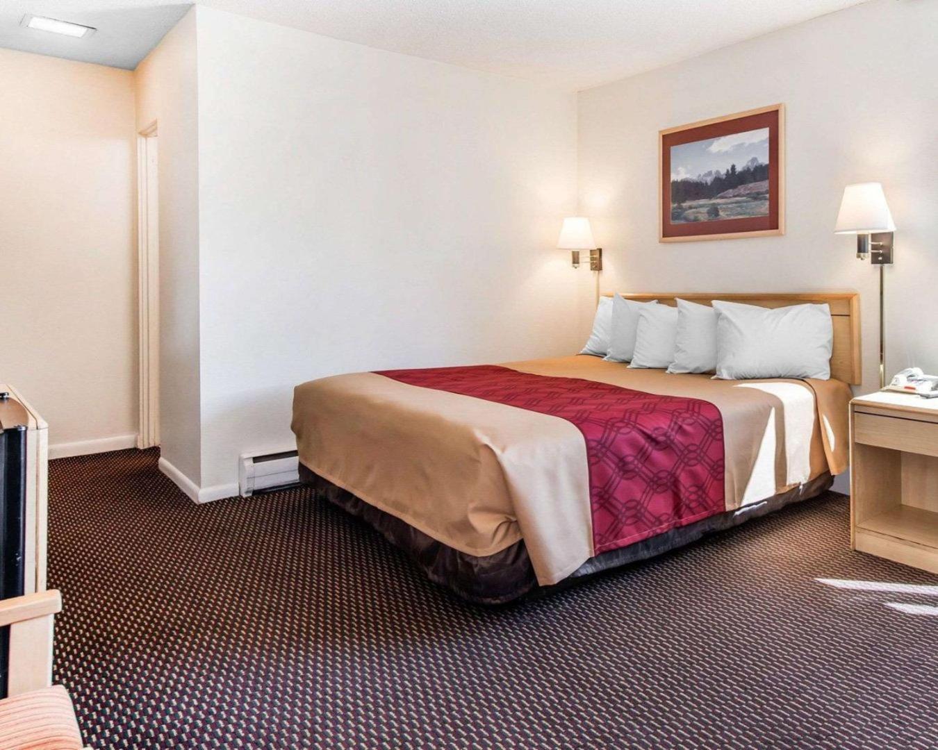 Econo Lodge Downtown