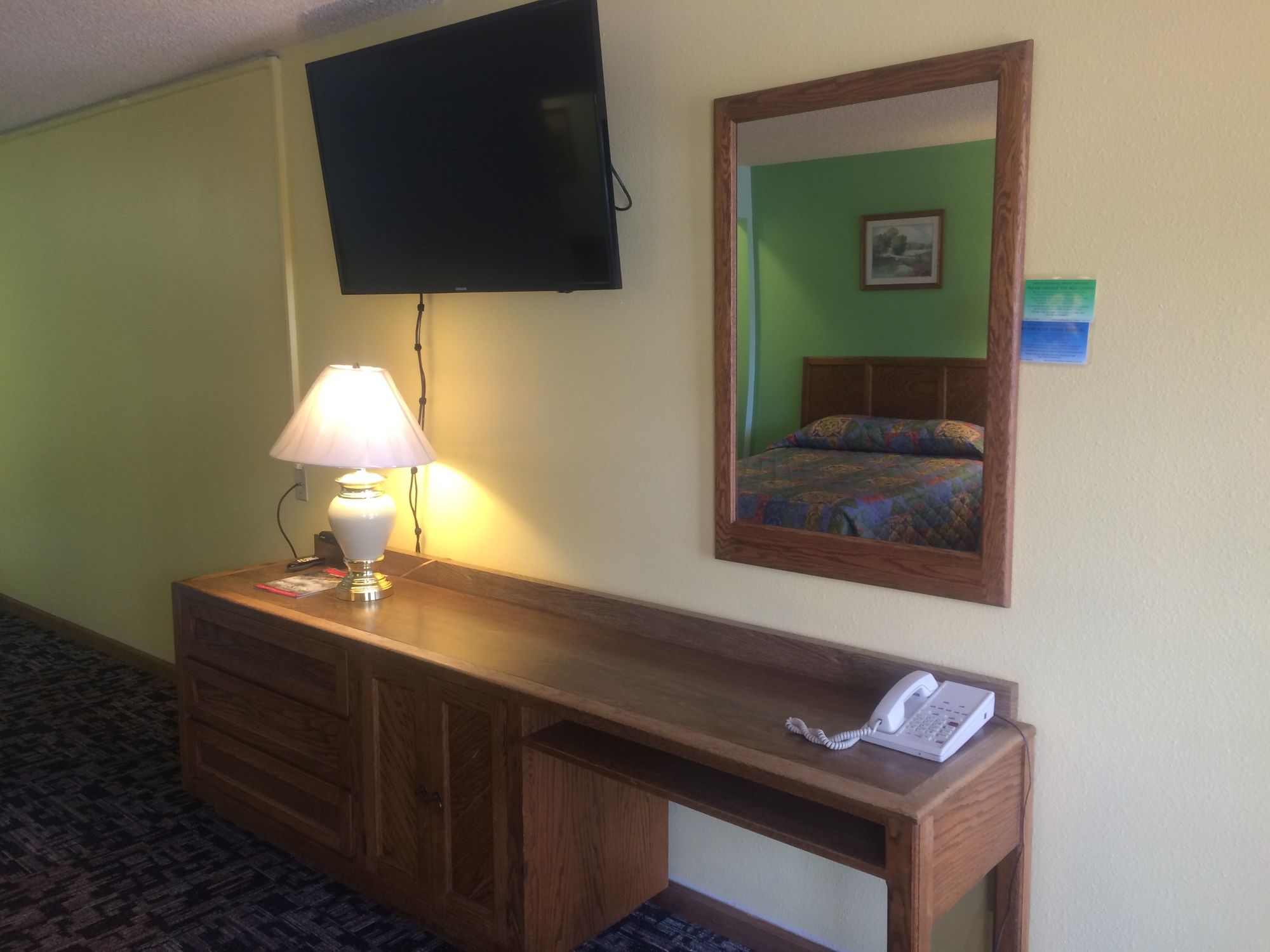 Garden of the Gods Motel