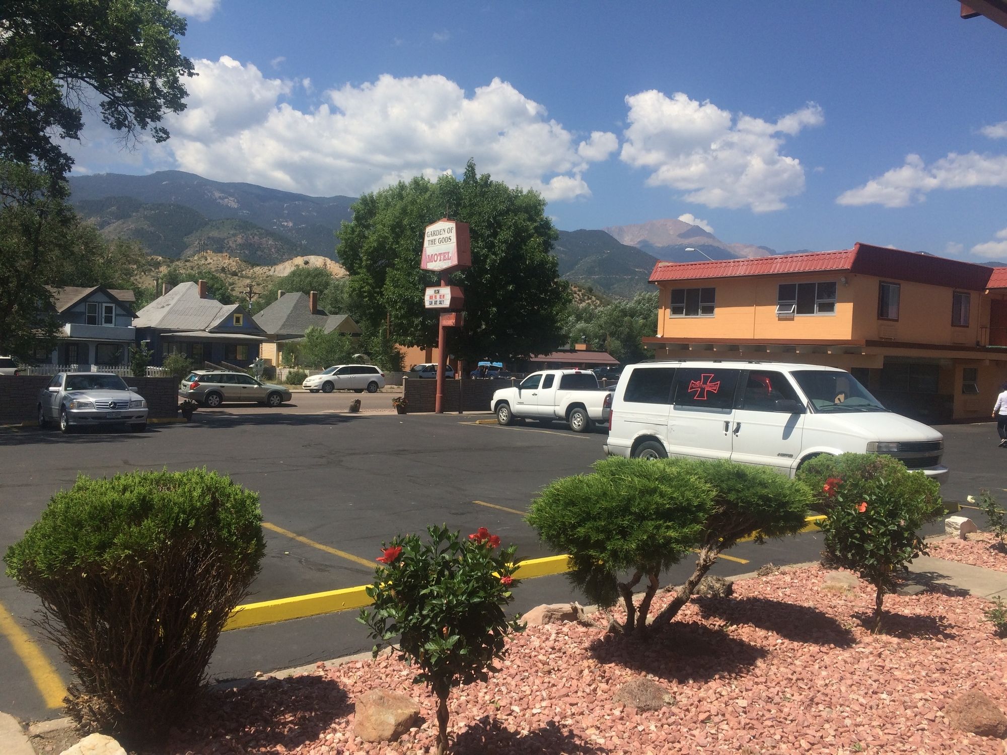 Garden of the Gods Motel