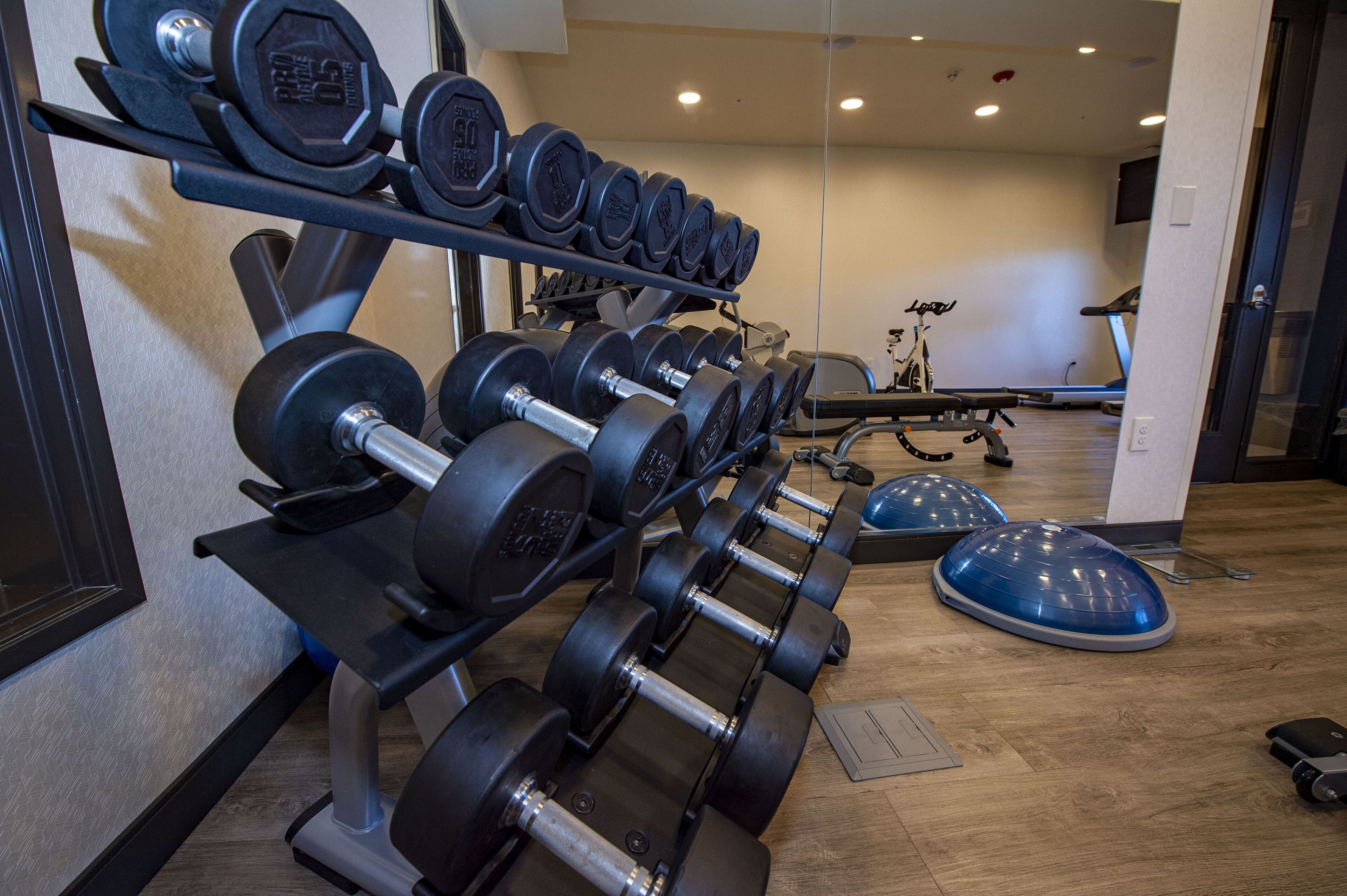 Holiday Inn Express & Suites Colorado Springs AFA Northgate