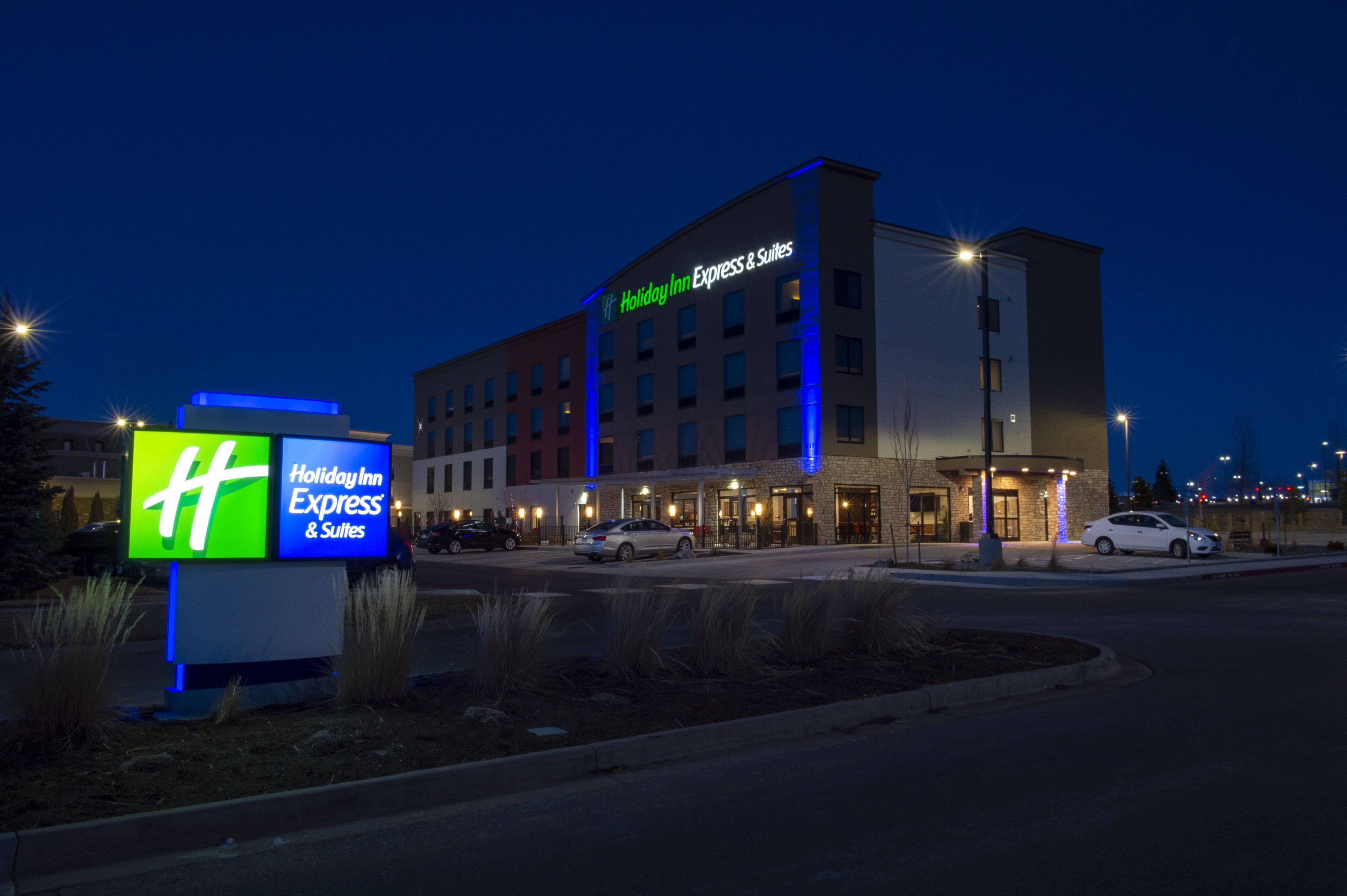 Holiday Inn Express & Suites Colorado Springs AFA Northgate