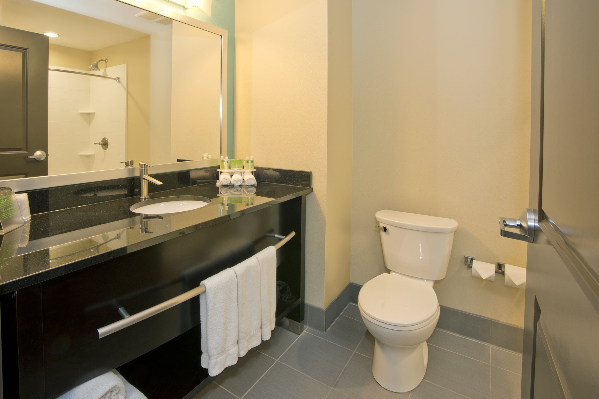 Holiday Inn Express & Suites Colorado Springs Central