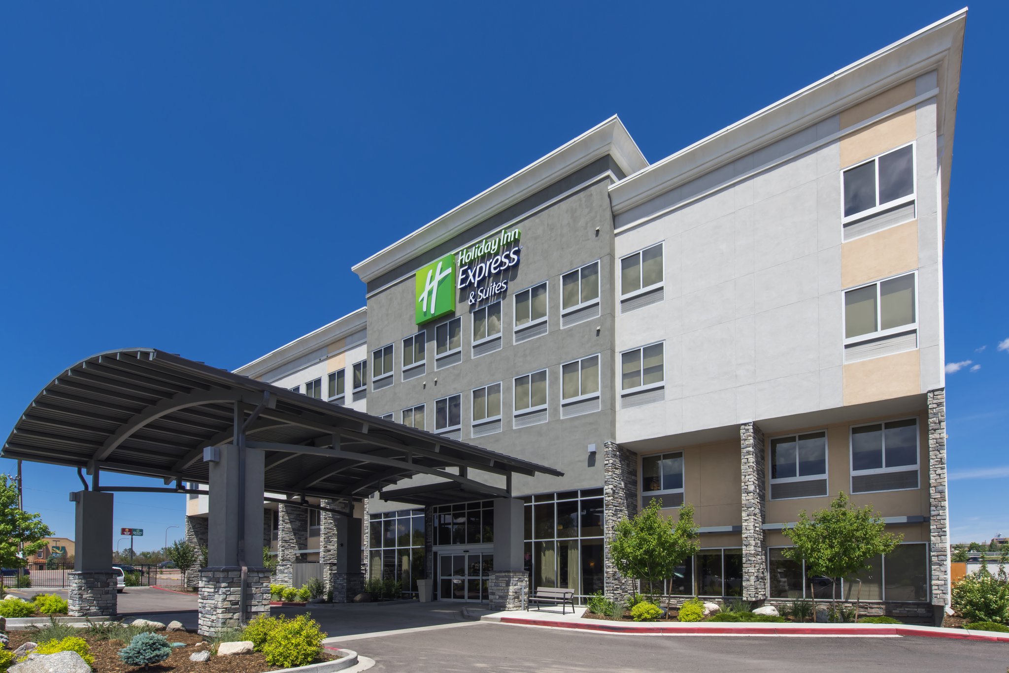 Holiday Inn Express & Suites Colorado Springs Central