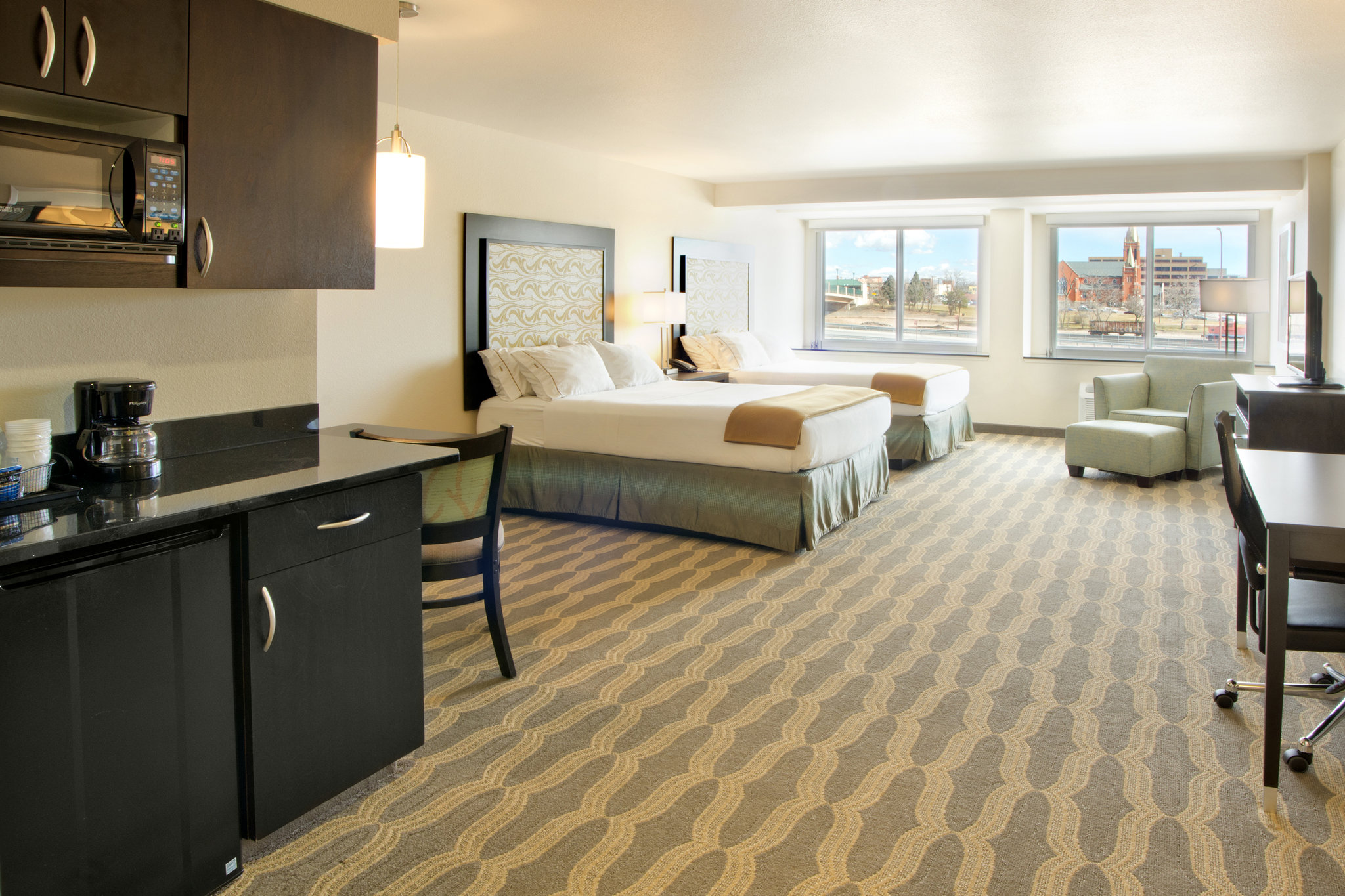 Holiday Inn Express & Suites Colorado Springs Central