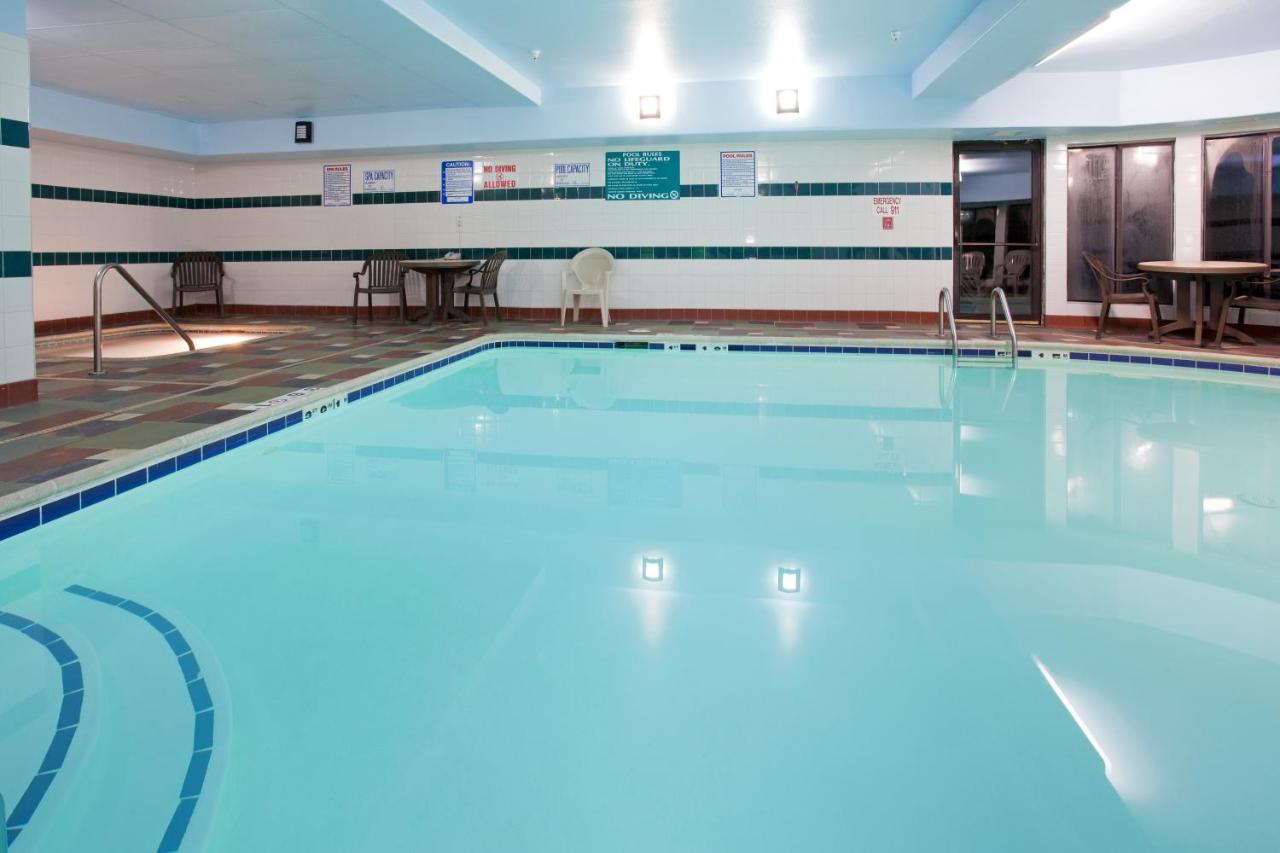 Holiday Inn Express & Suites Colorado Springs North