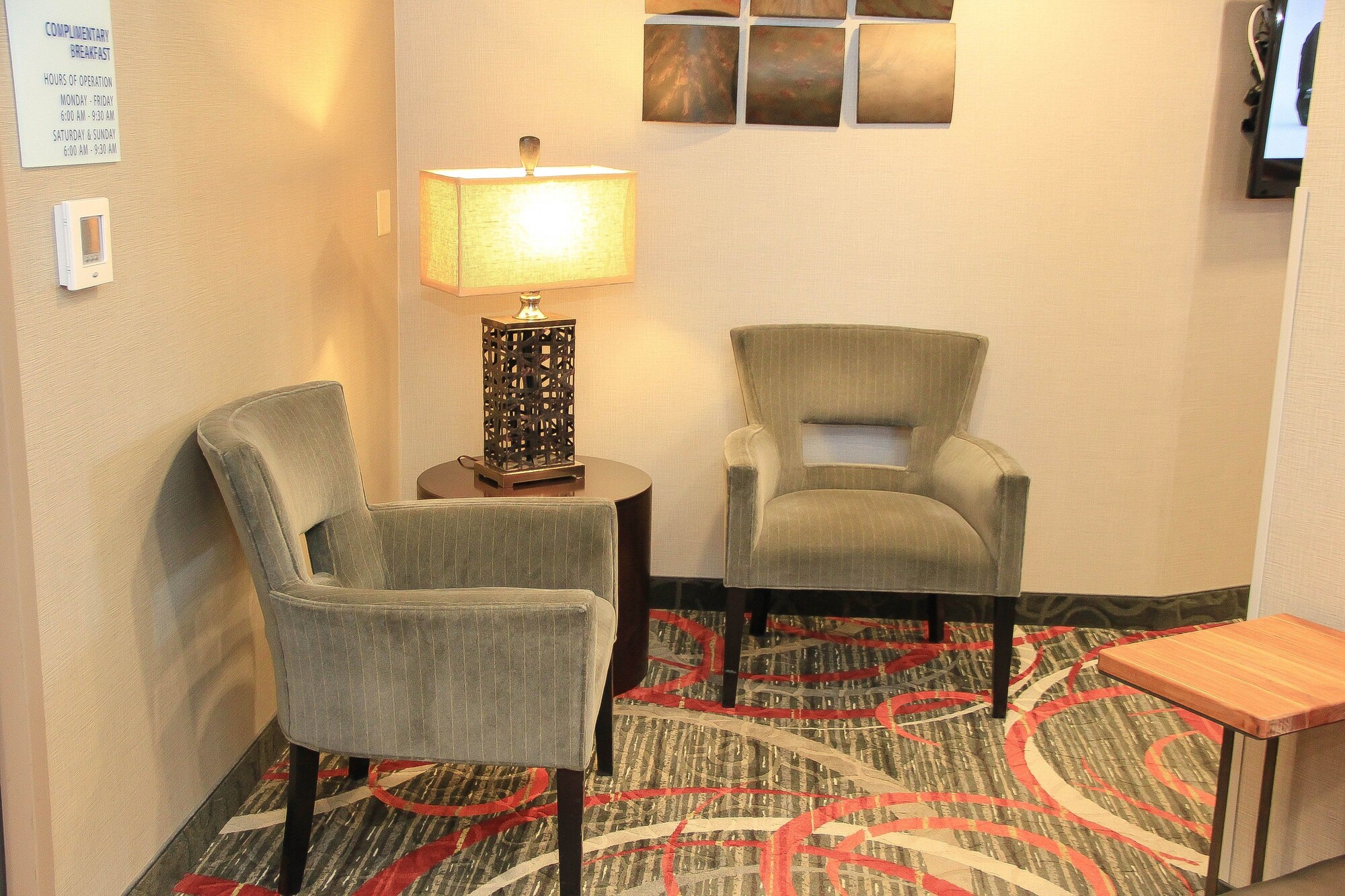 Holiday Inn Express Colorado Springs Airport
